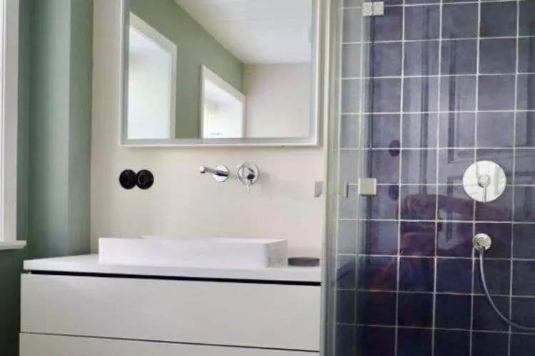 Kapteins Hüüs - ganzes Haus-Bathroom