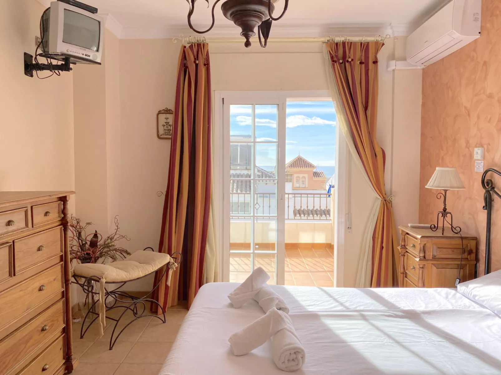 Villa Mirto Private Pool by Casasol - Inside