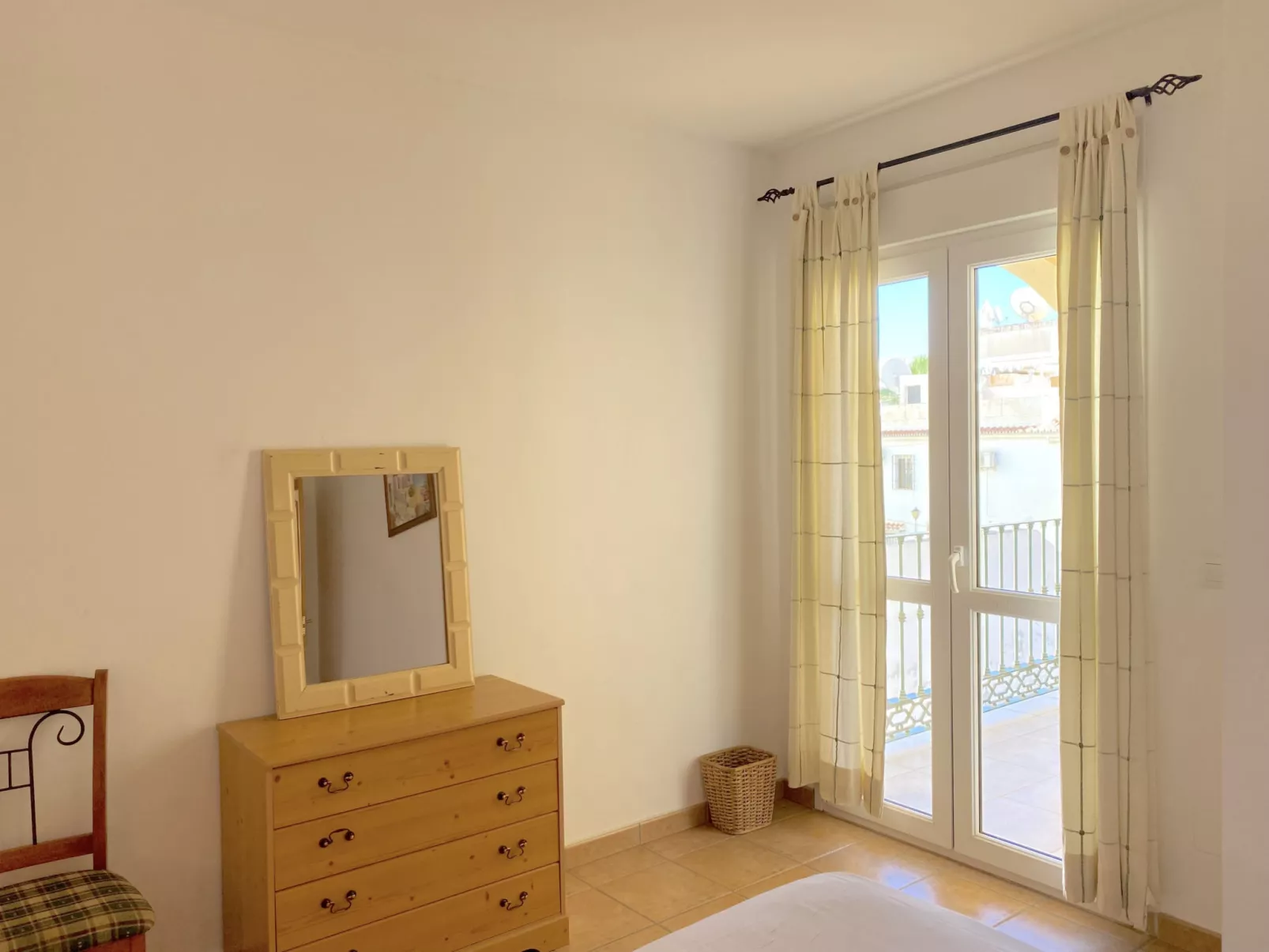 Milenio 1H Apartment by Casasol - Drinnen