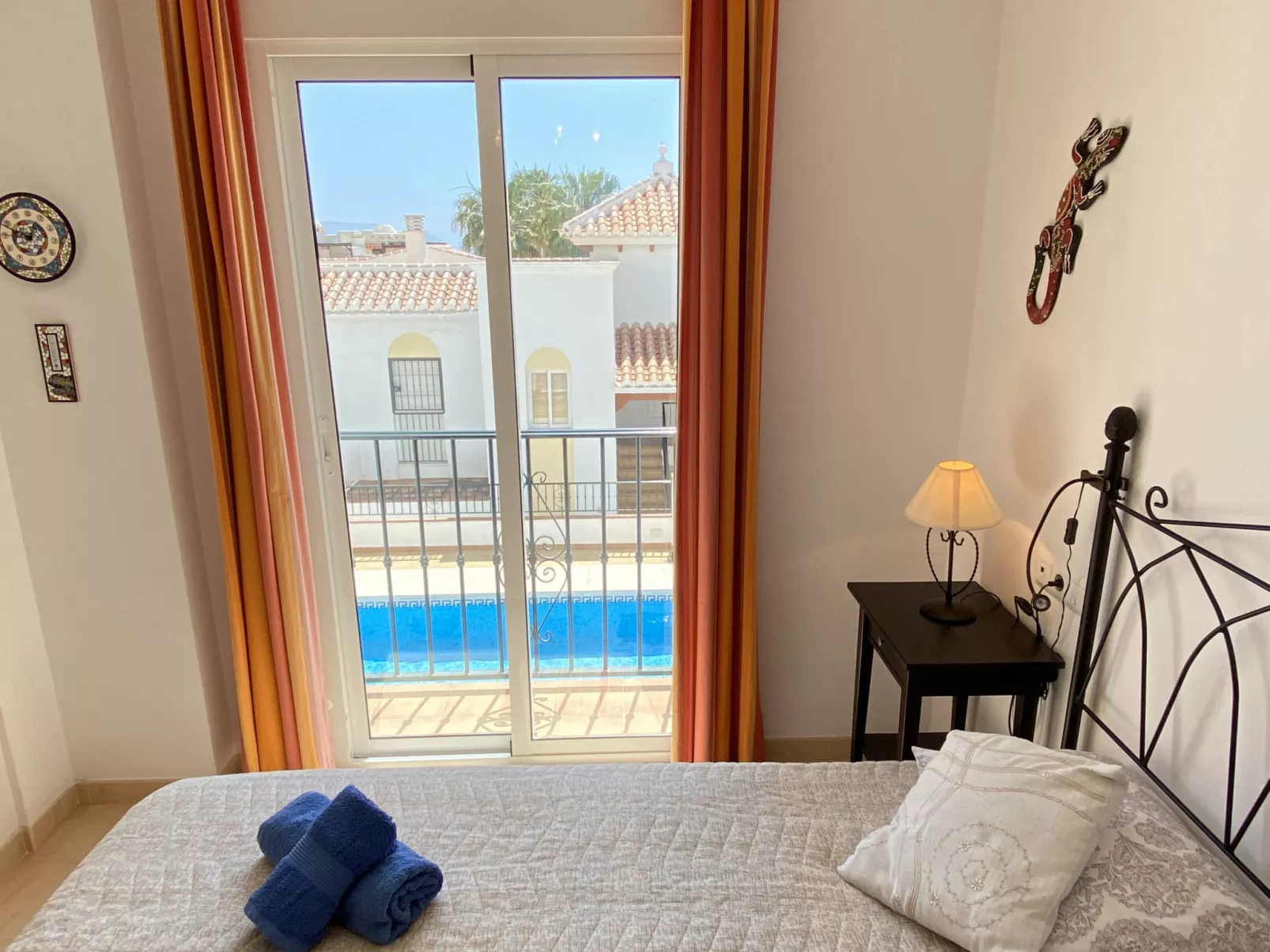 Chimenea Pinar 2 Apartment by Casasol - Inside