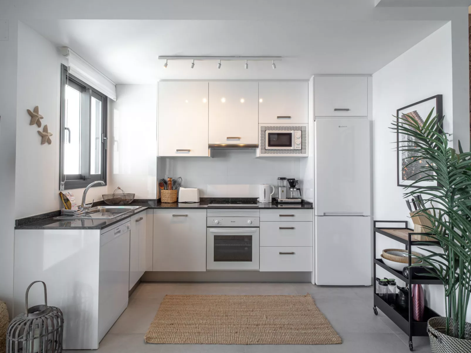 Terrazas de Ladera Duplex 10 by Casasol - Drinnen