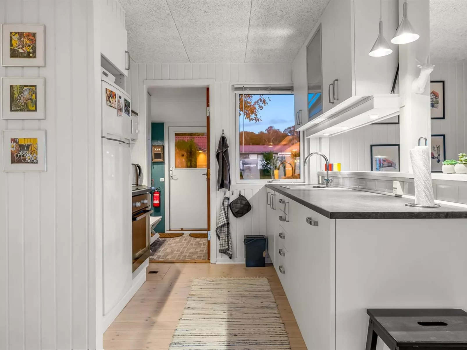 "Niels" - 1.3km from the sea - Inside