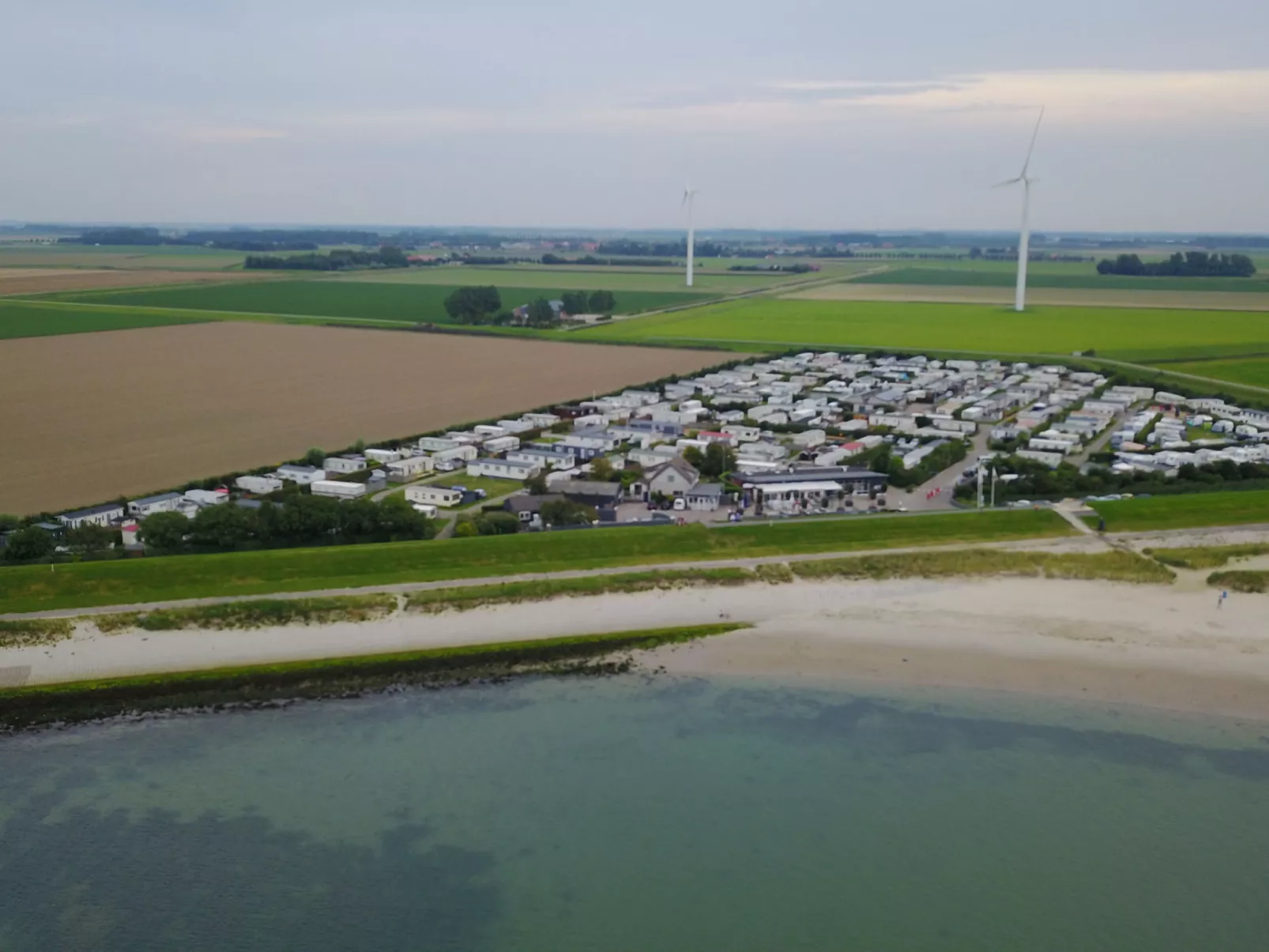 Chalet Lynn - Oosterschelde Camping Anna Friso - Outside