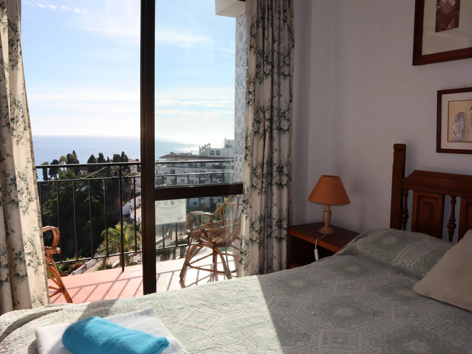 Bahia 58 Apartments by Casasol - Drinnen