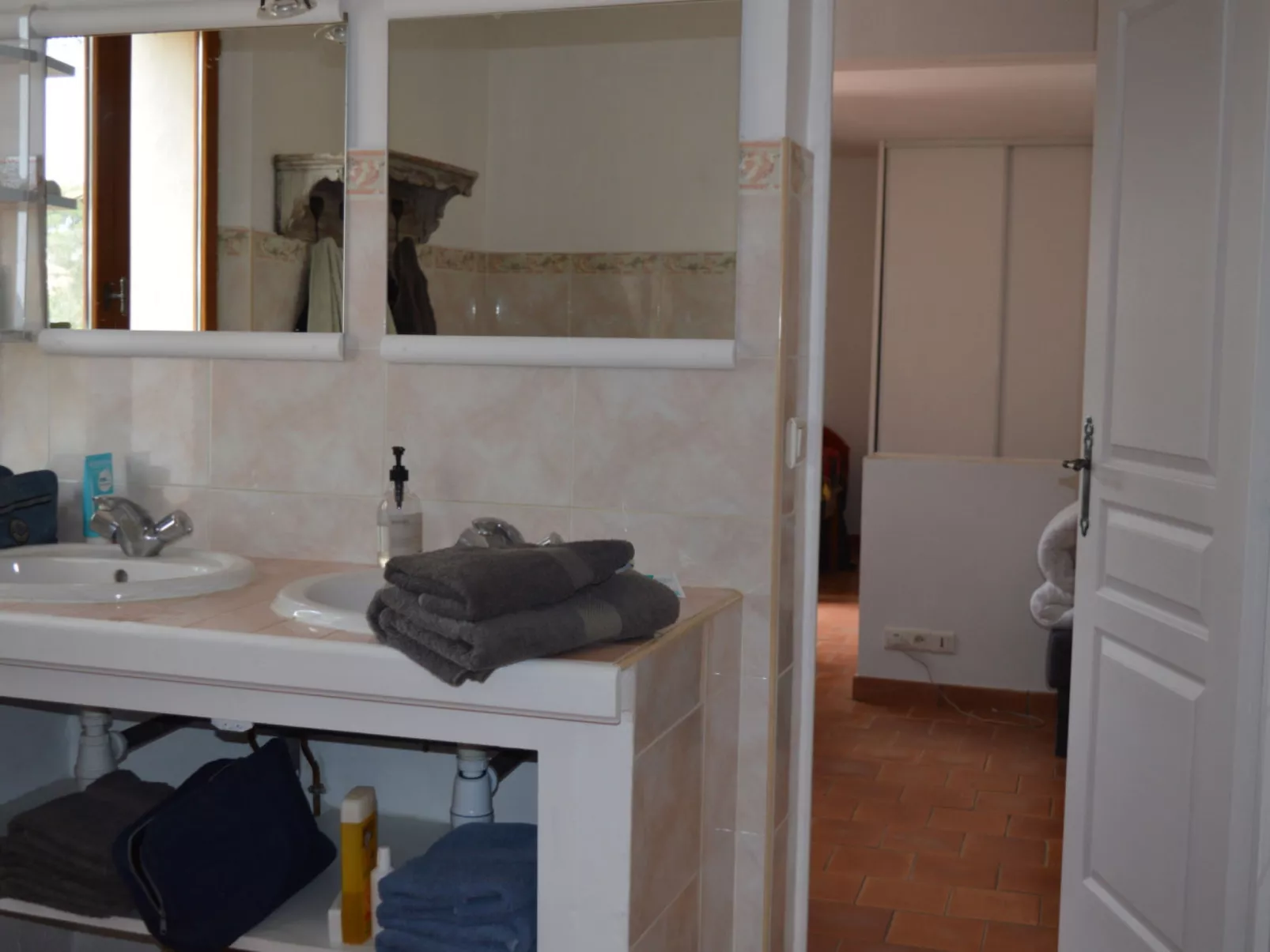 MAS DU PERIGOULIER - Inside