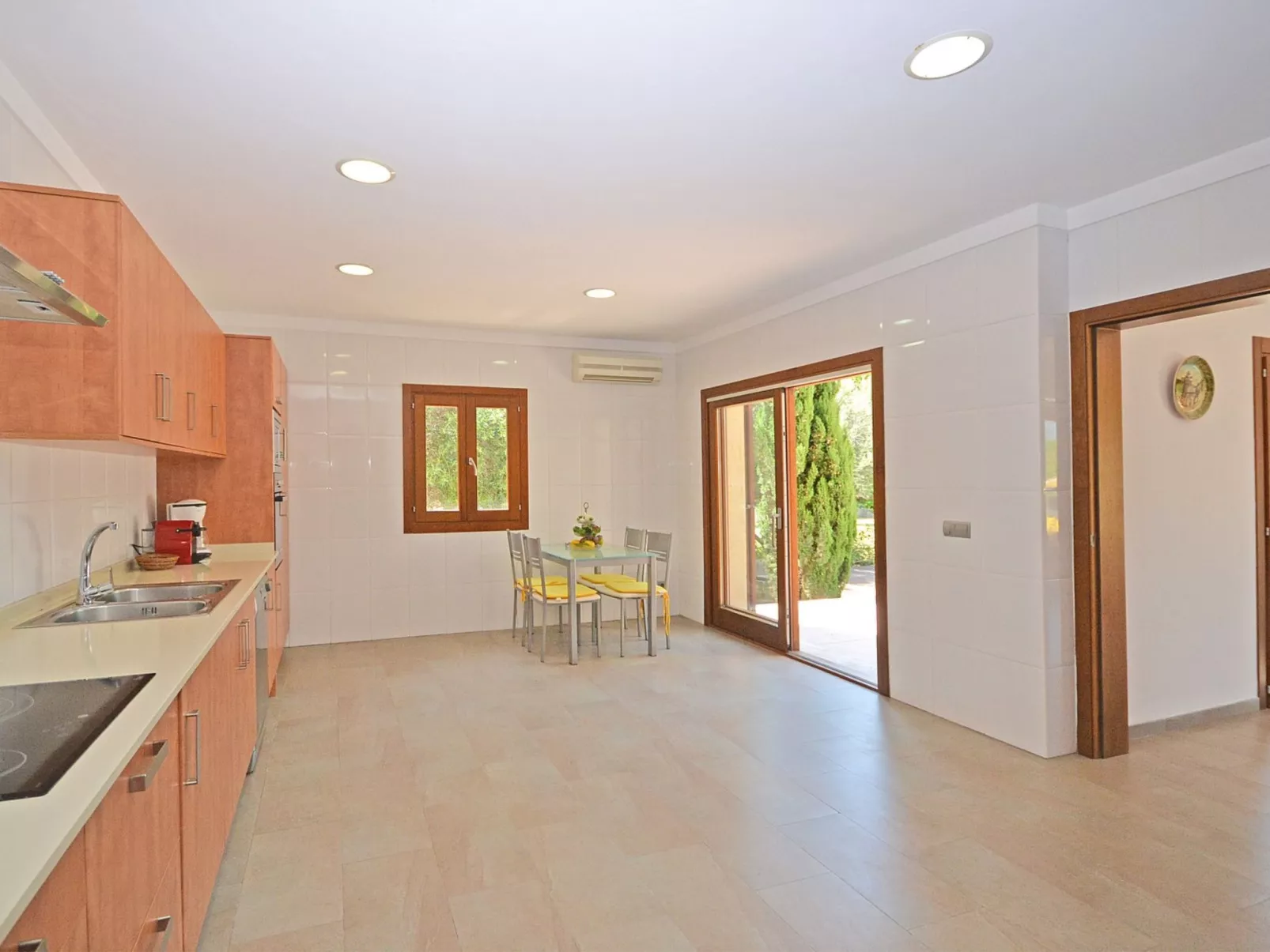 Santa Maria - Drinnen