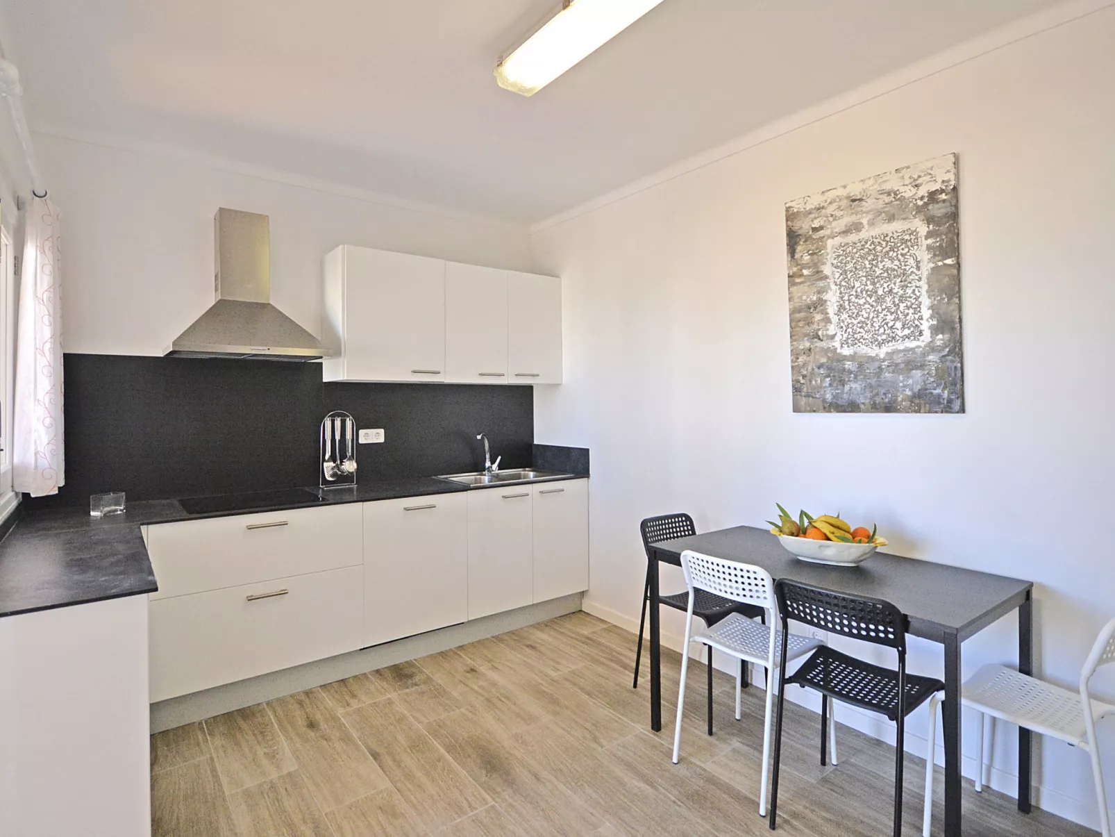 Pinocha (Villa Anglessos) - Drinnen