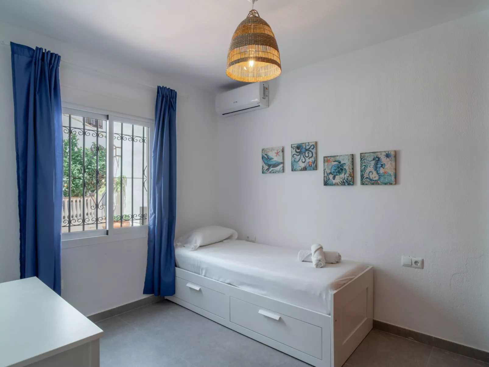 Villa Sofia Seaview Dreamscape by Casasol - Drinnen