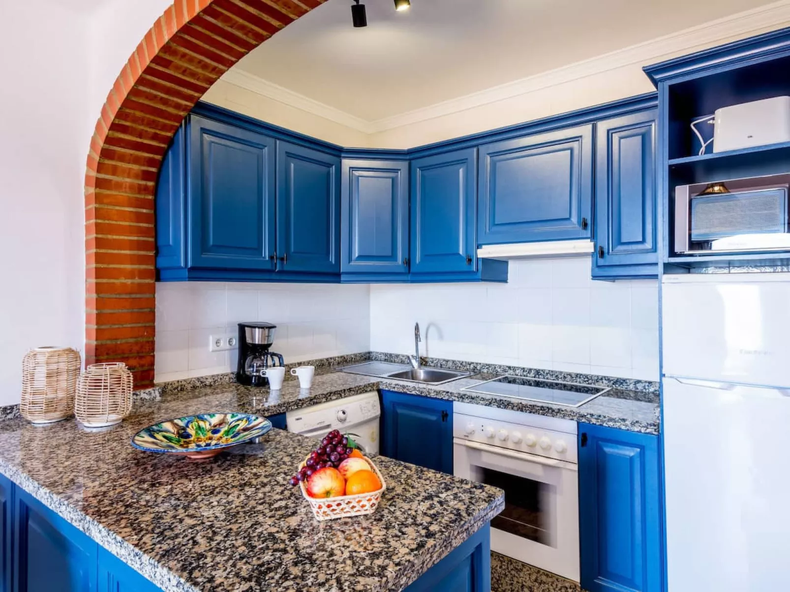 Capuchinos 55 San Juan Capistrano by Casasol - Drinnen