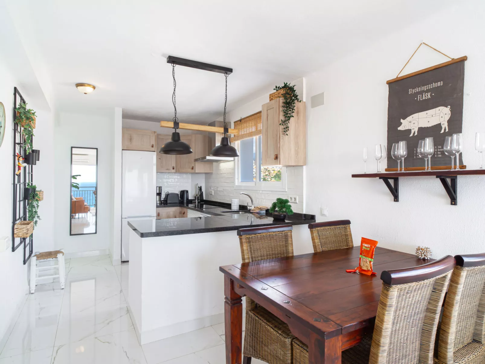 Miami 44 Seaview  by Casasol - Inside