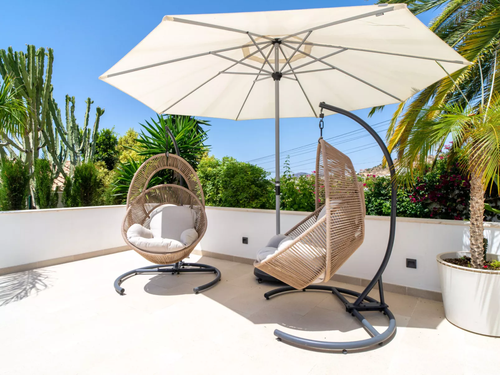 Villa Grand Pool Terrace by Casasol - Draußen