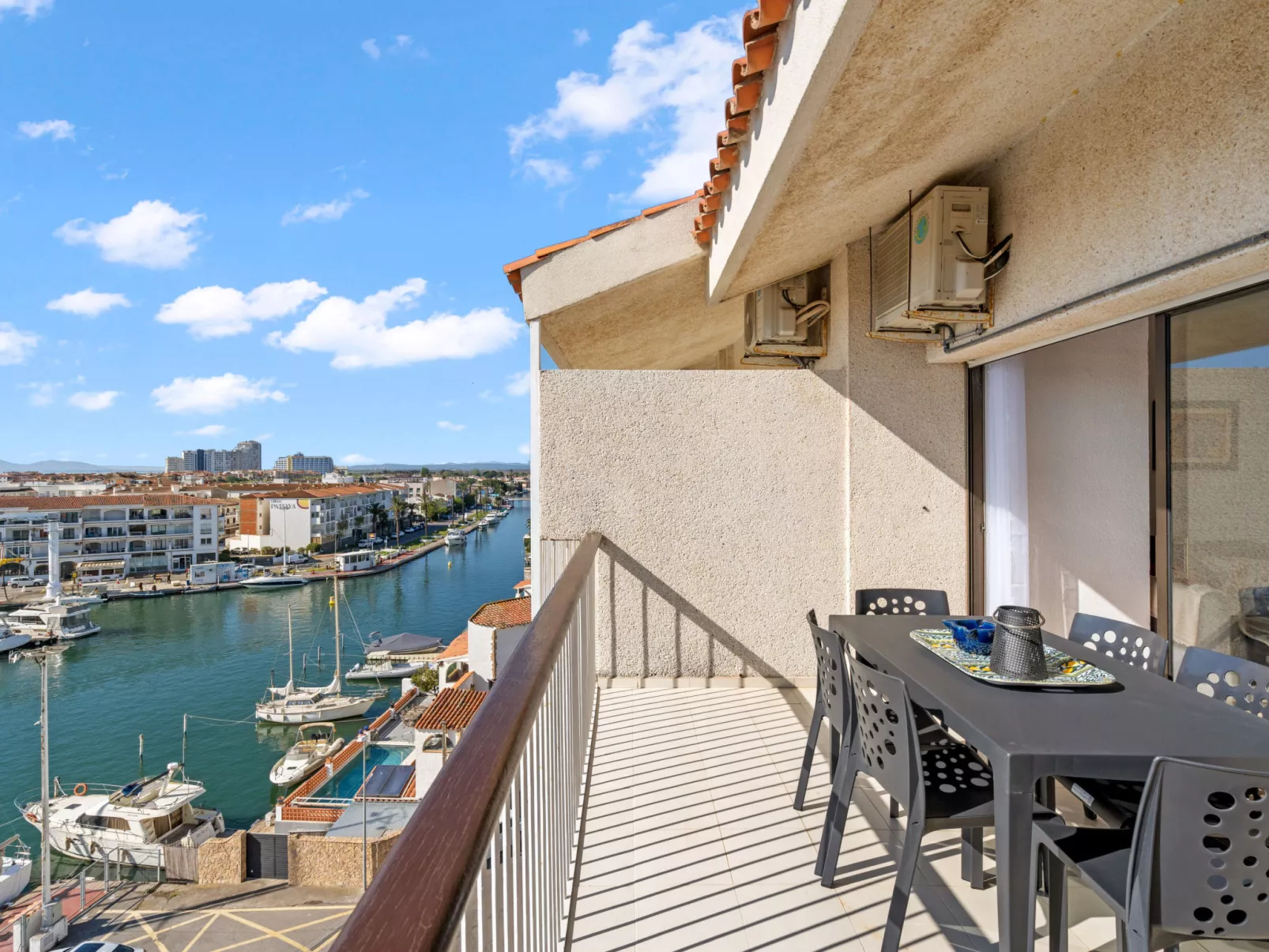 WELCS APARTAMENTO 216 EMP Frente con Terraza - Outside
