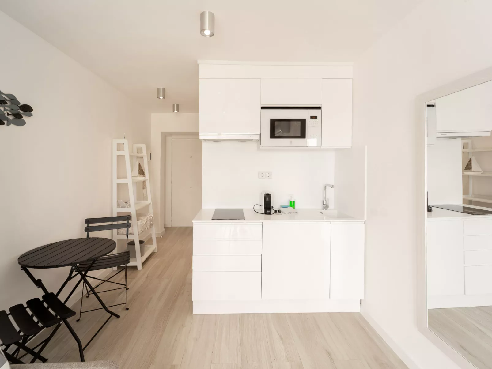 WELCS ESTUDIO 131 EMP cerca del mar - Inside