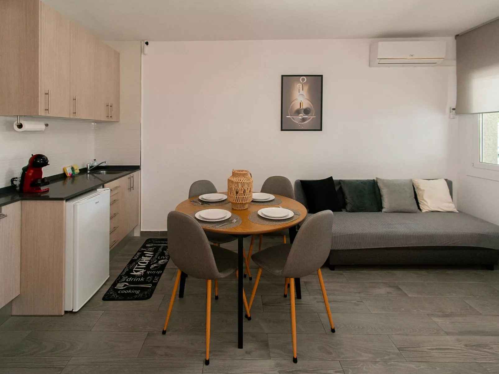 WELCS ESTUDIO 262 EMP en el centro - Inside