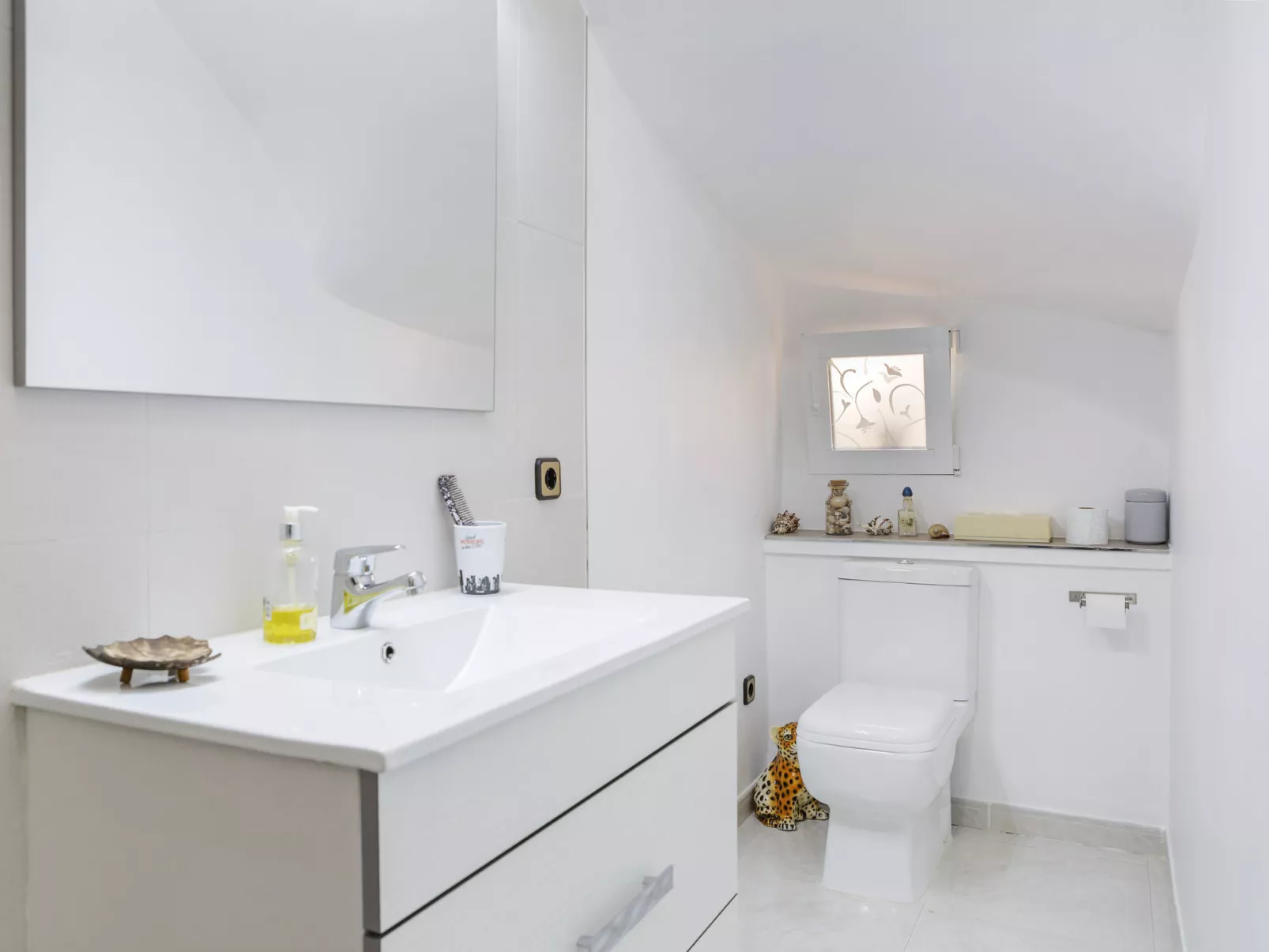 VILLA MARIA PORTALS NOUS by Priority - Drinnen