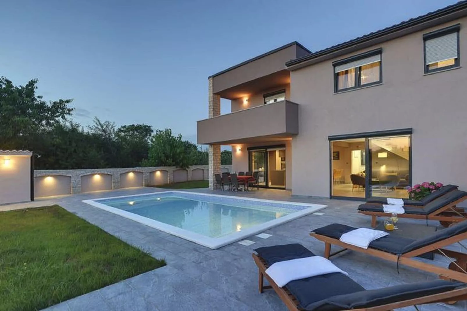 Villa Nika-Exterior summer