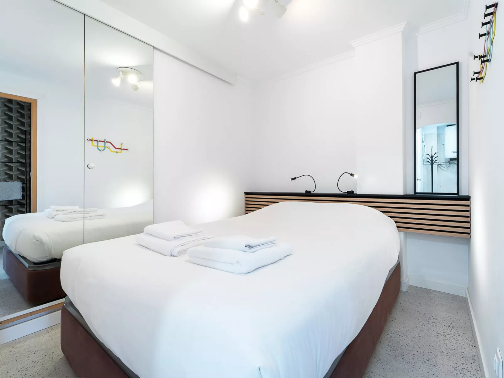 WELCS APARTAMENTO 158 EMP con vistas al canal - Drinnen