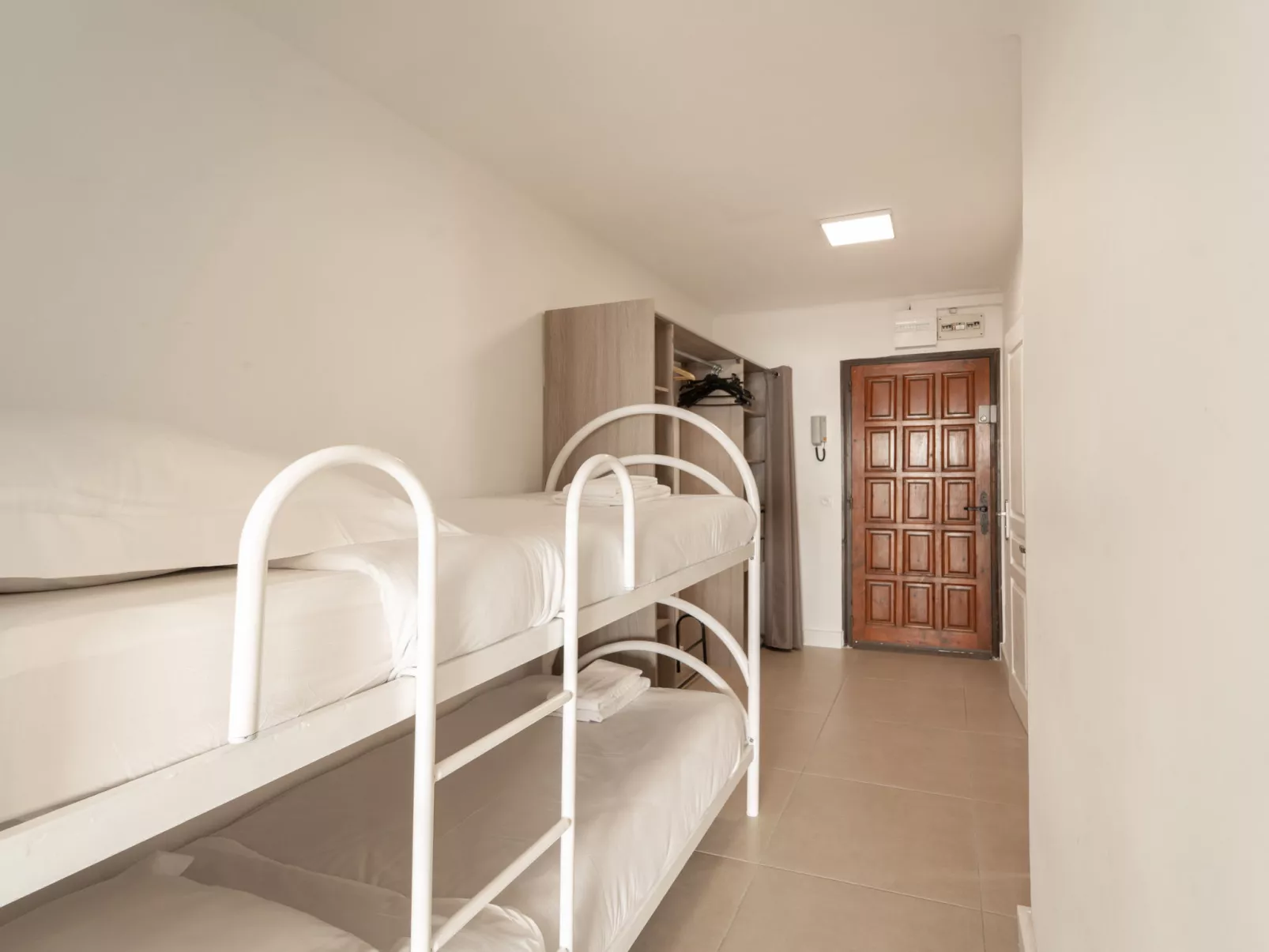 WELCS ESTUDIO 124 EMP con vistas al mar - Drinnen