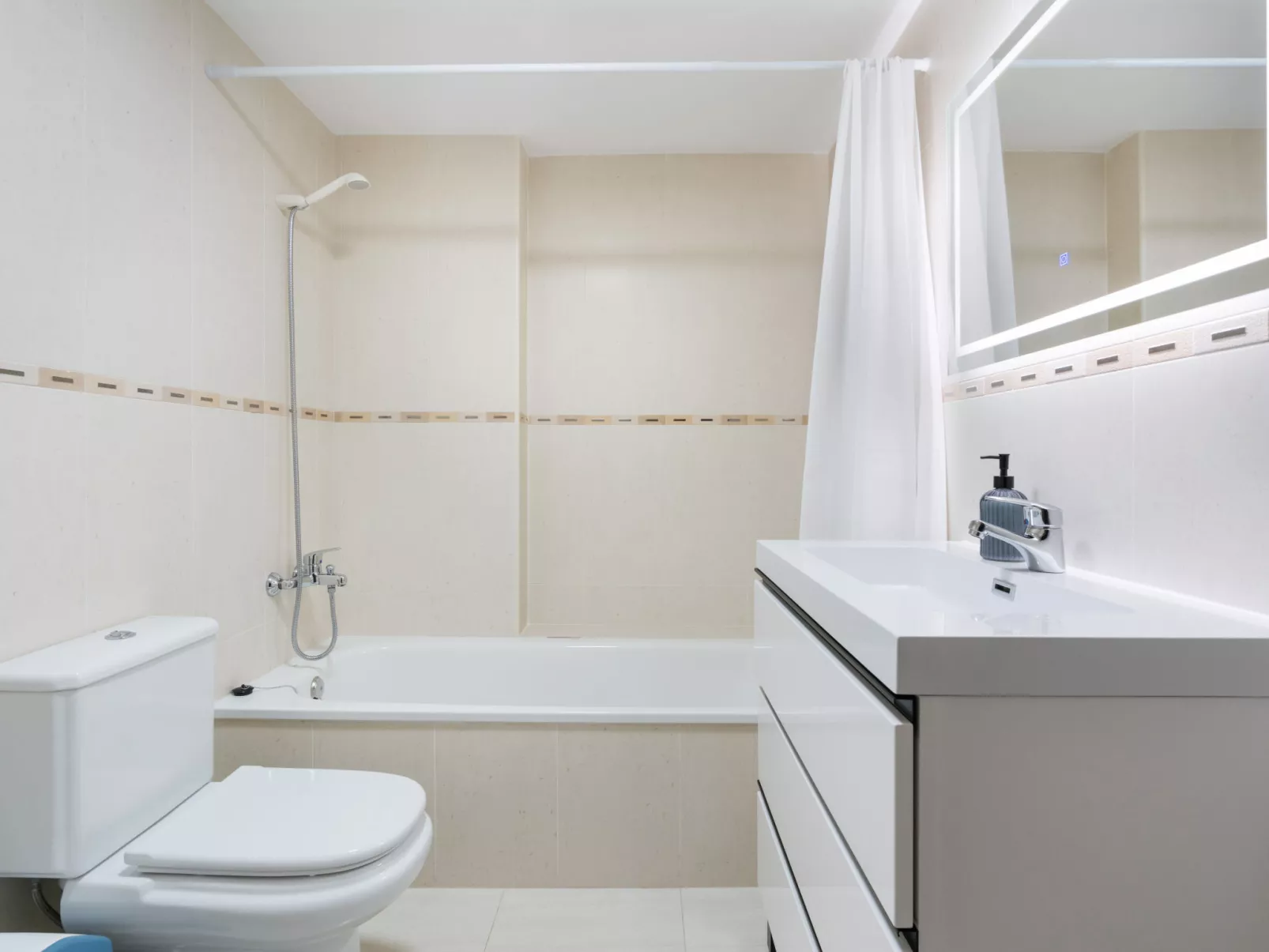 WELCS APARTAMENTO 116 EMP cerca del Mar - Dedans