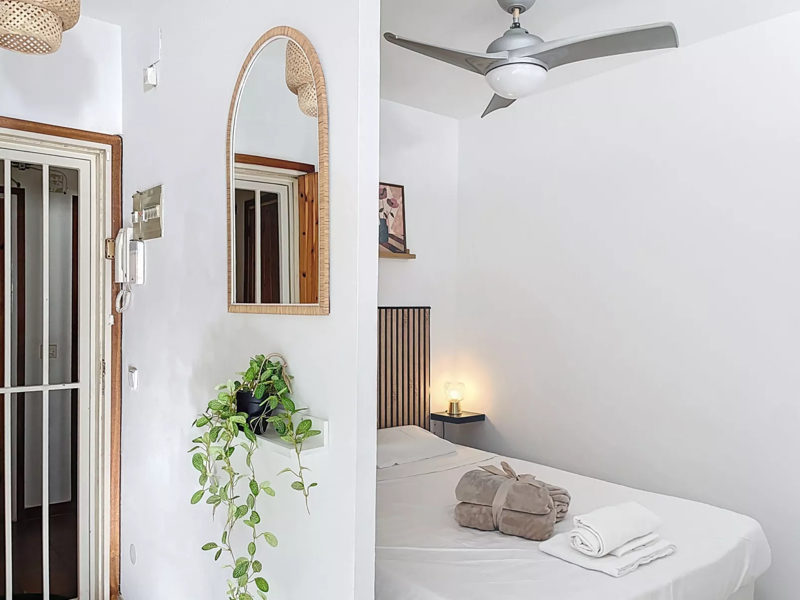 WELCS ESTUDIO 266 EMP con vista al mar - Inside