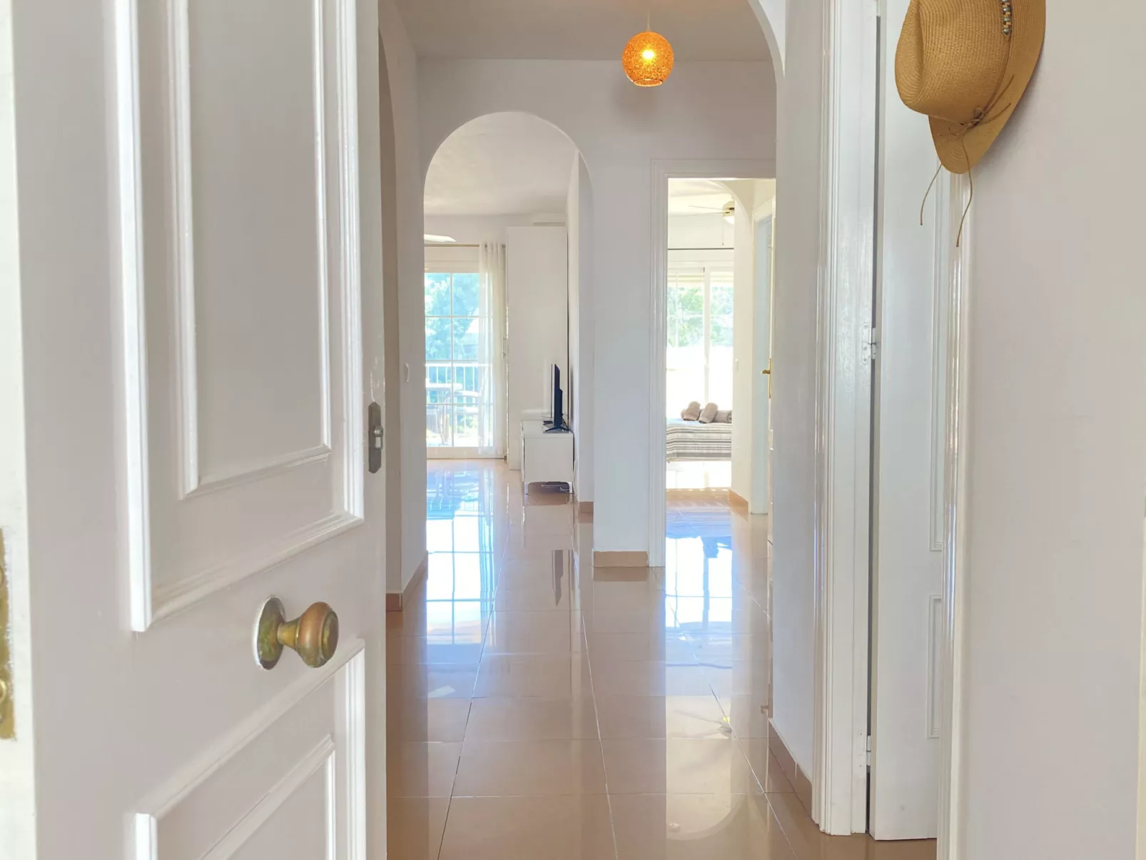 Mediterraneo 20E by Casasol - Inside