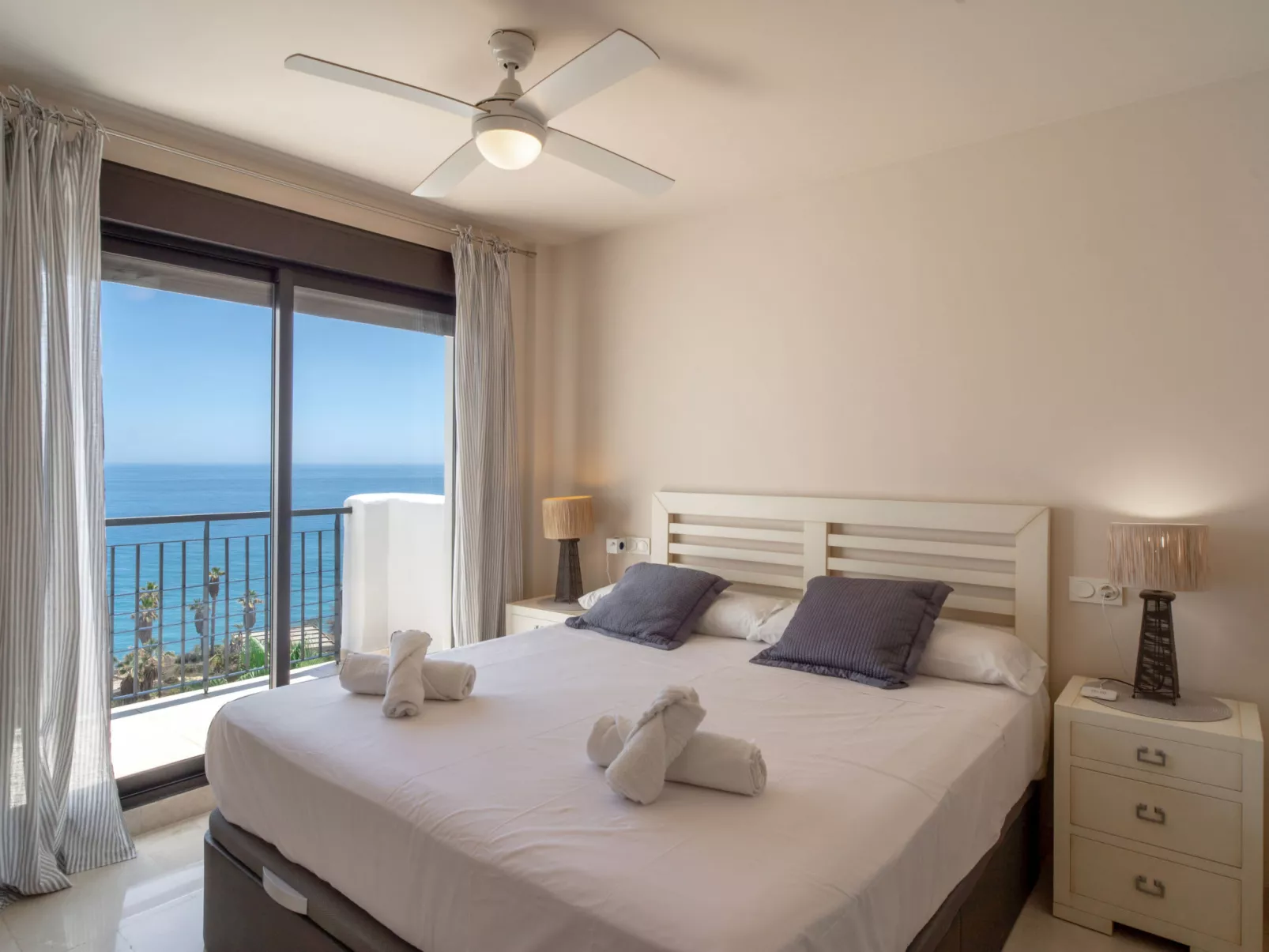 Calaceite 3121 Ocean Paradise by Casasol - Drinnen