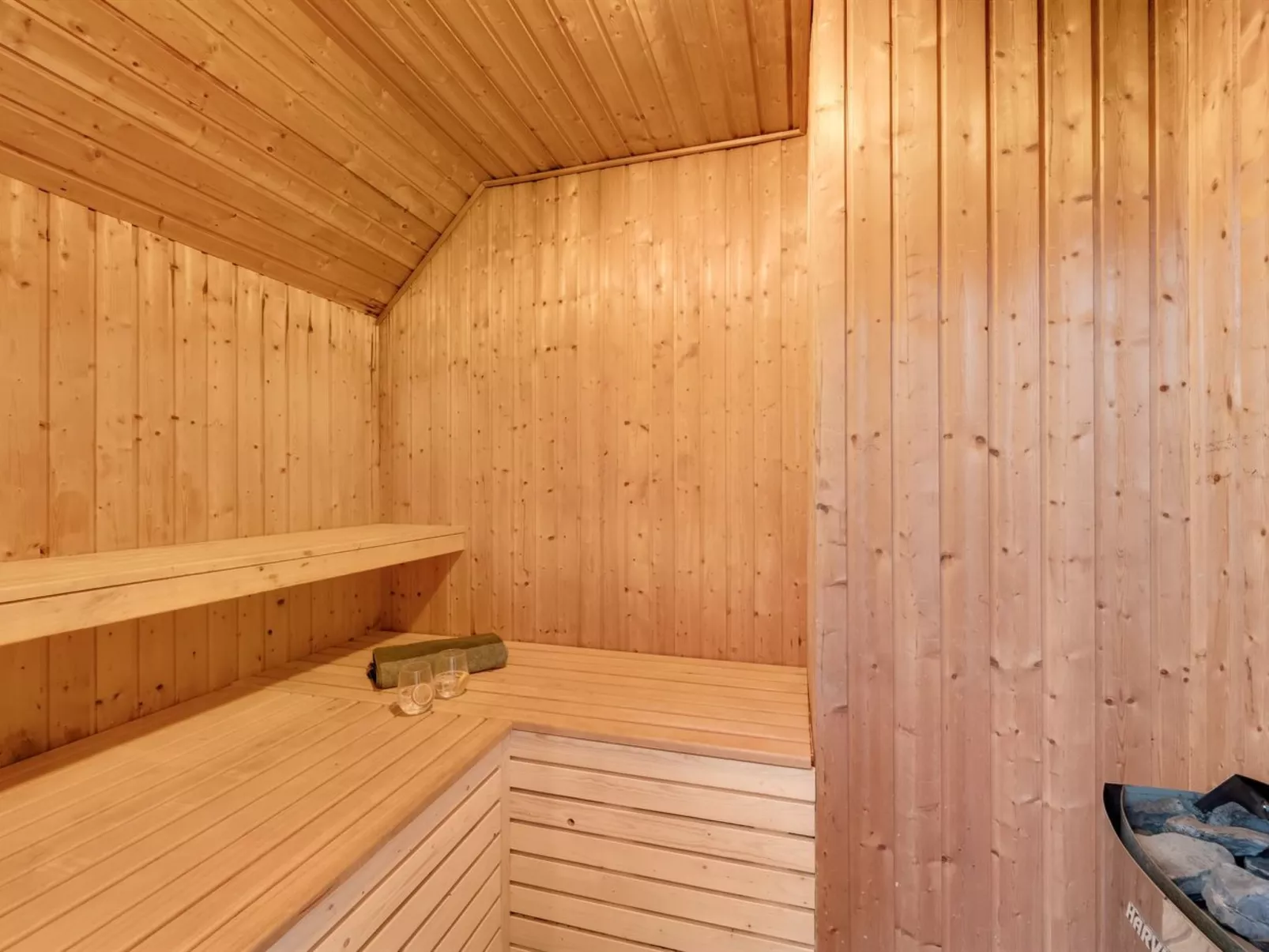 "Hunno" - 3km from the sea - Drinnen