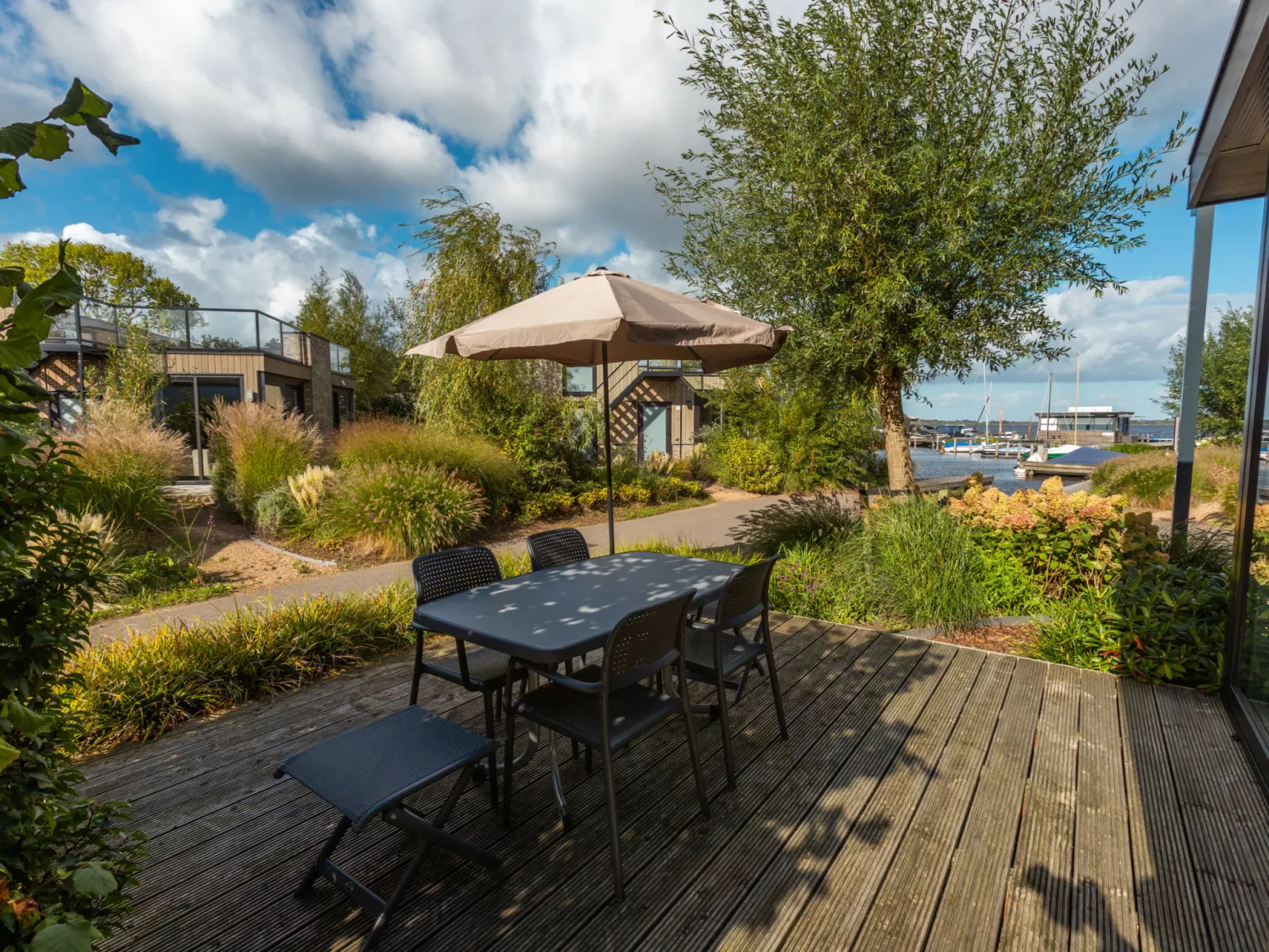 Vakantiepark Wiedense meren - Chalet Comfort - Outside