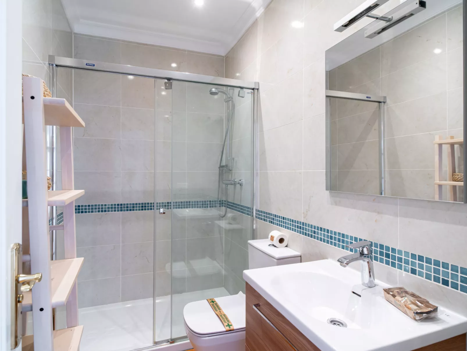 Oasis de Capistrano Rabat 28 by Casasol - Inside