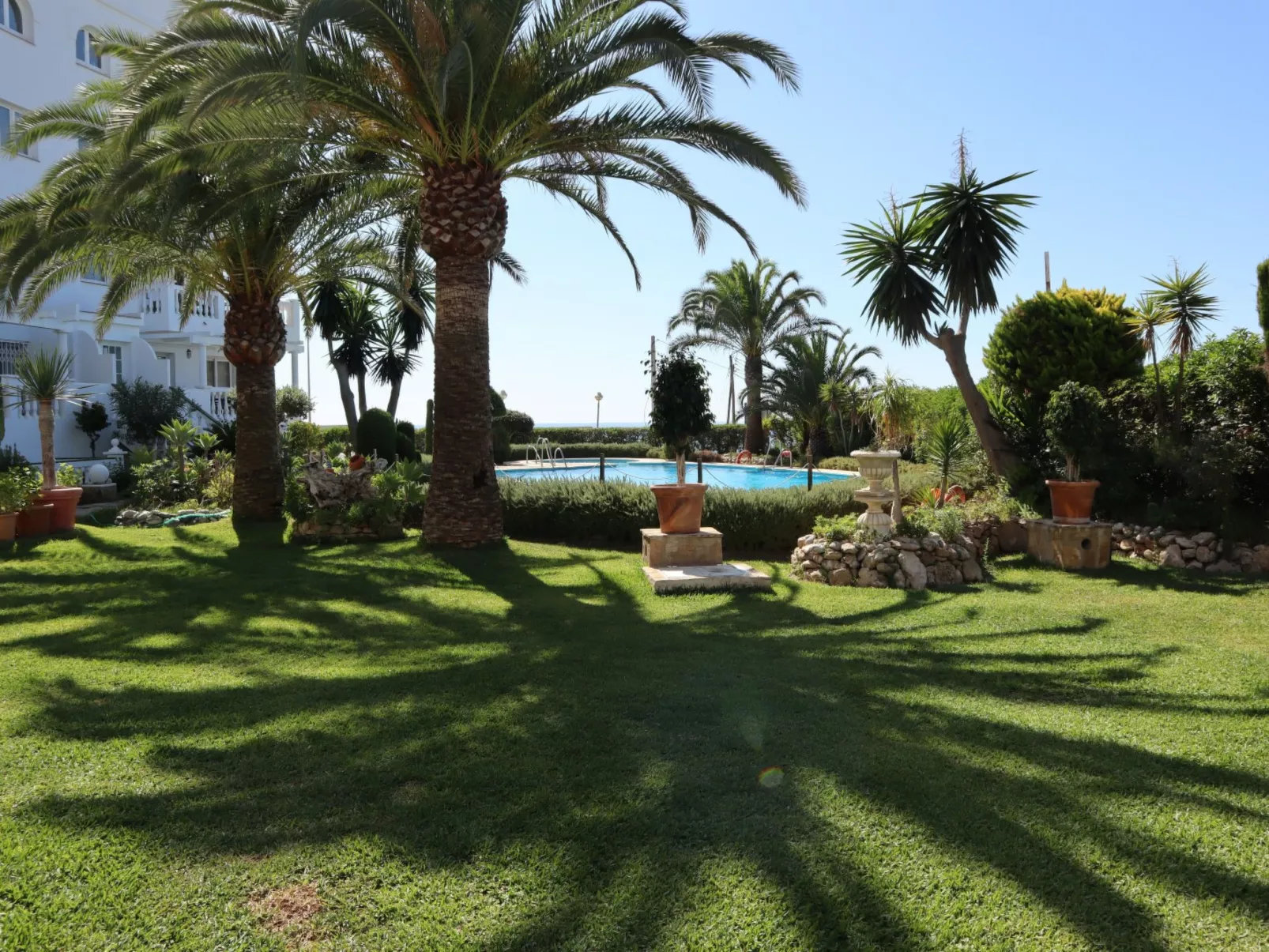 Stella Maris Beachfront 1B by Casasol - Dehors