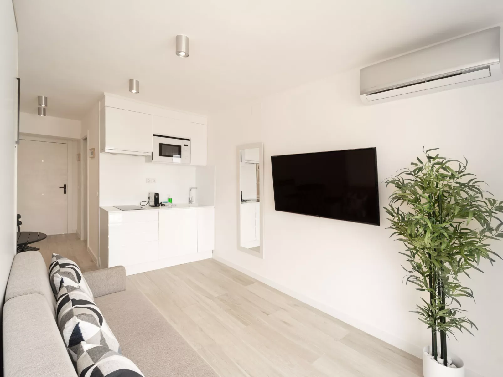 WELCS ESTUDIO 131 EMP cerca del mar - Inside