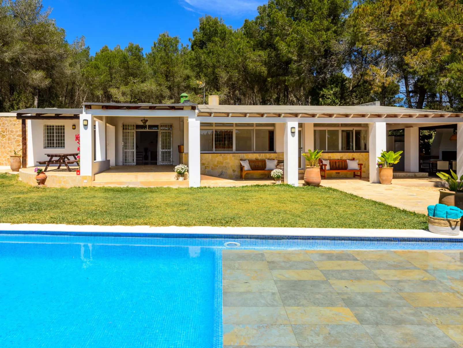 VILLA JAZMÍN - Inside