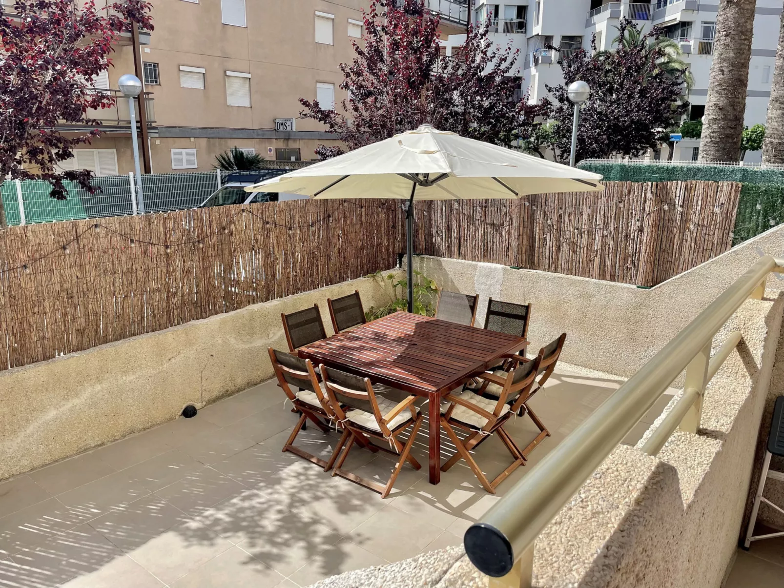 LA PINEDA HOLIDAY APARTMENT - Outside