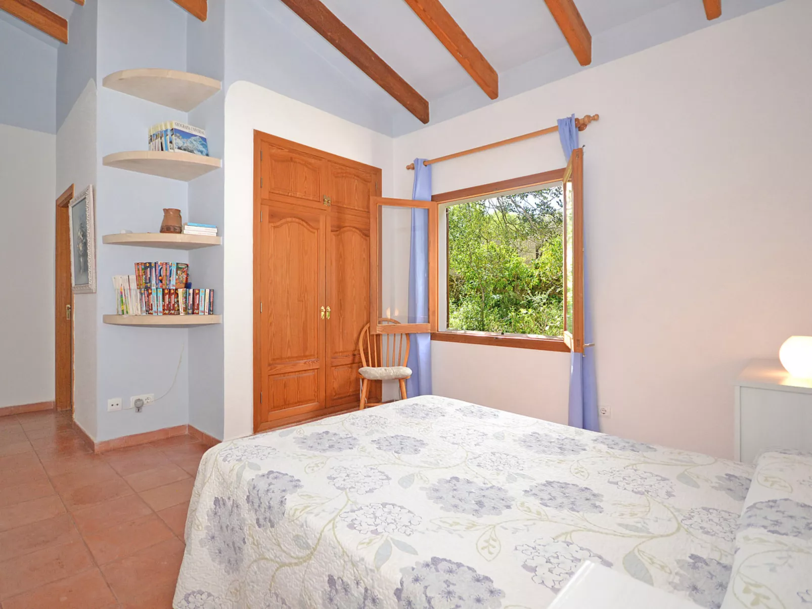 Spiros &quot-Camp Roig&quot- - Dedans