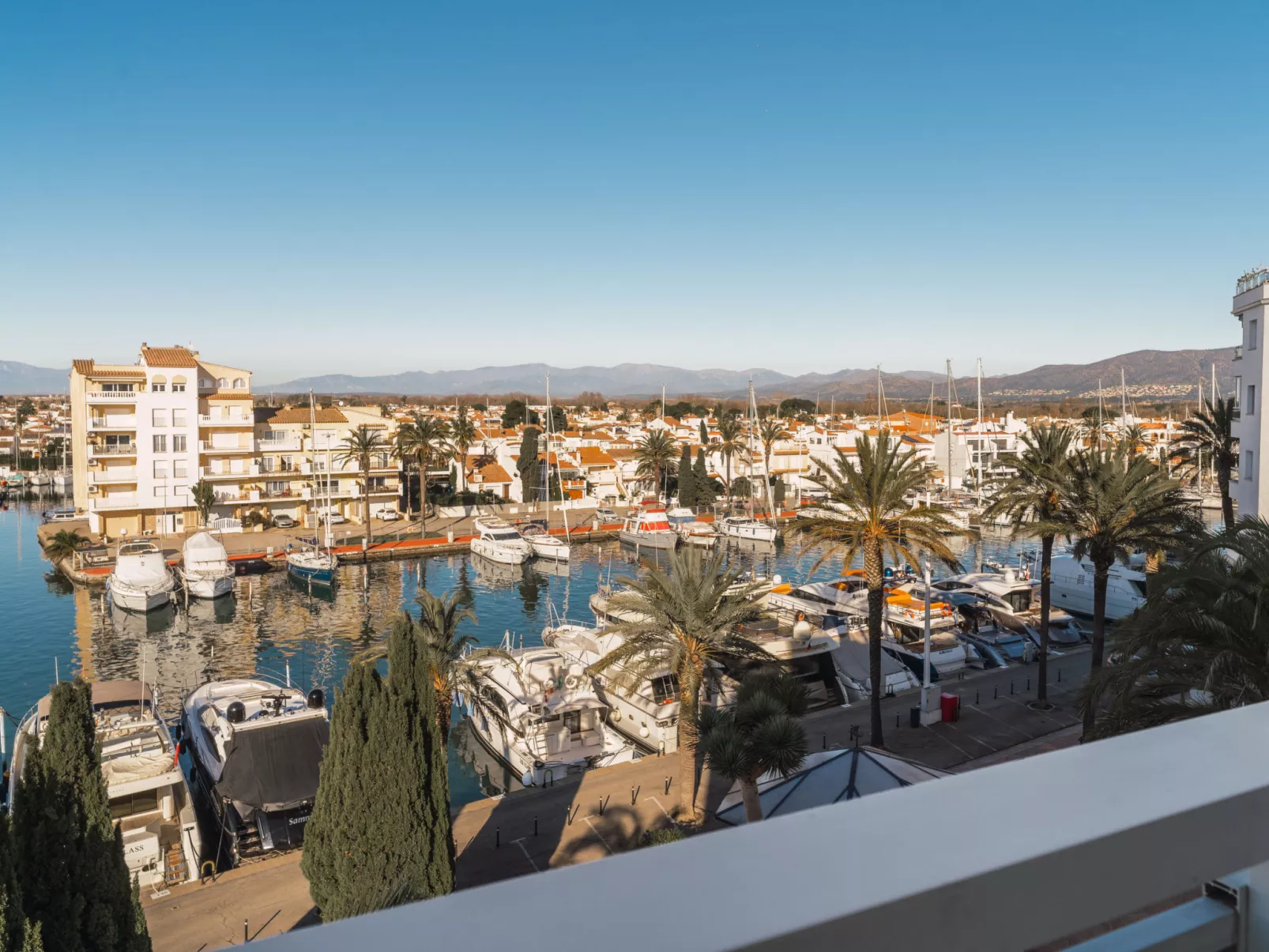 WELCS APARTAMENTO 202 EMP CON VISTAS AL CANAL - Dehors