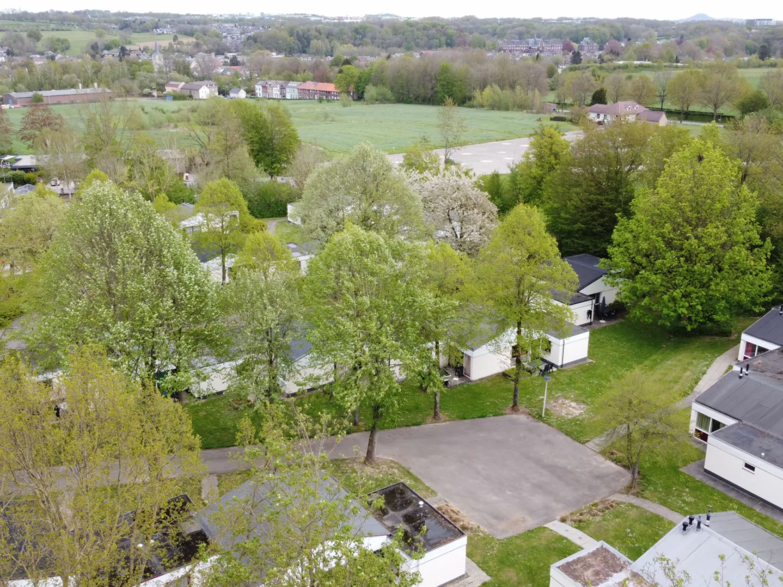 Bungalowpark Simpelveld - Castra 33 - Draußen