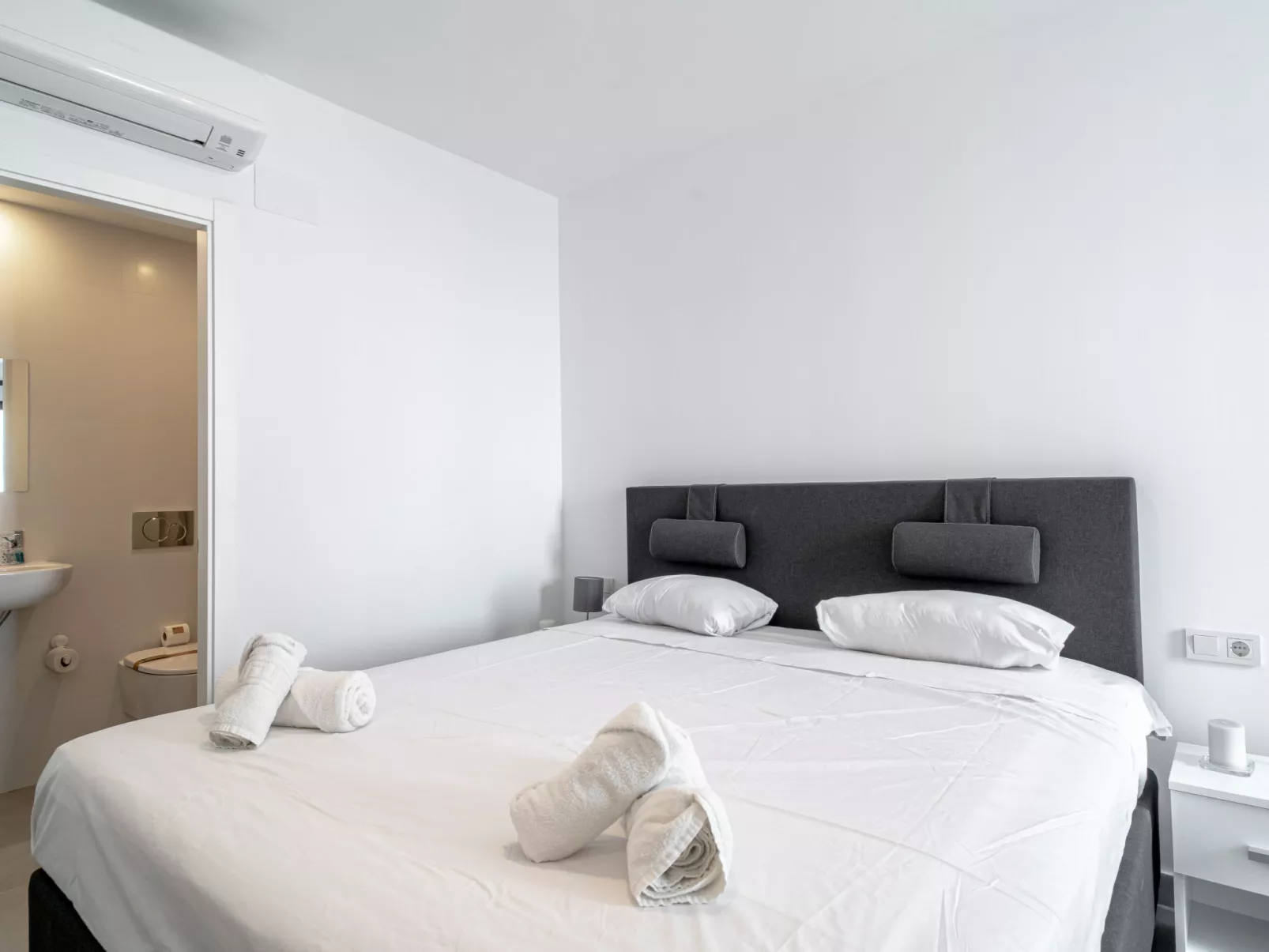 Terrazas de Ladera V4 Luxury by Casasol - Inside