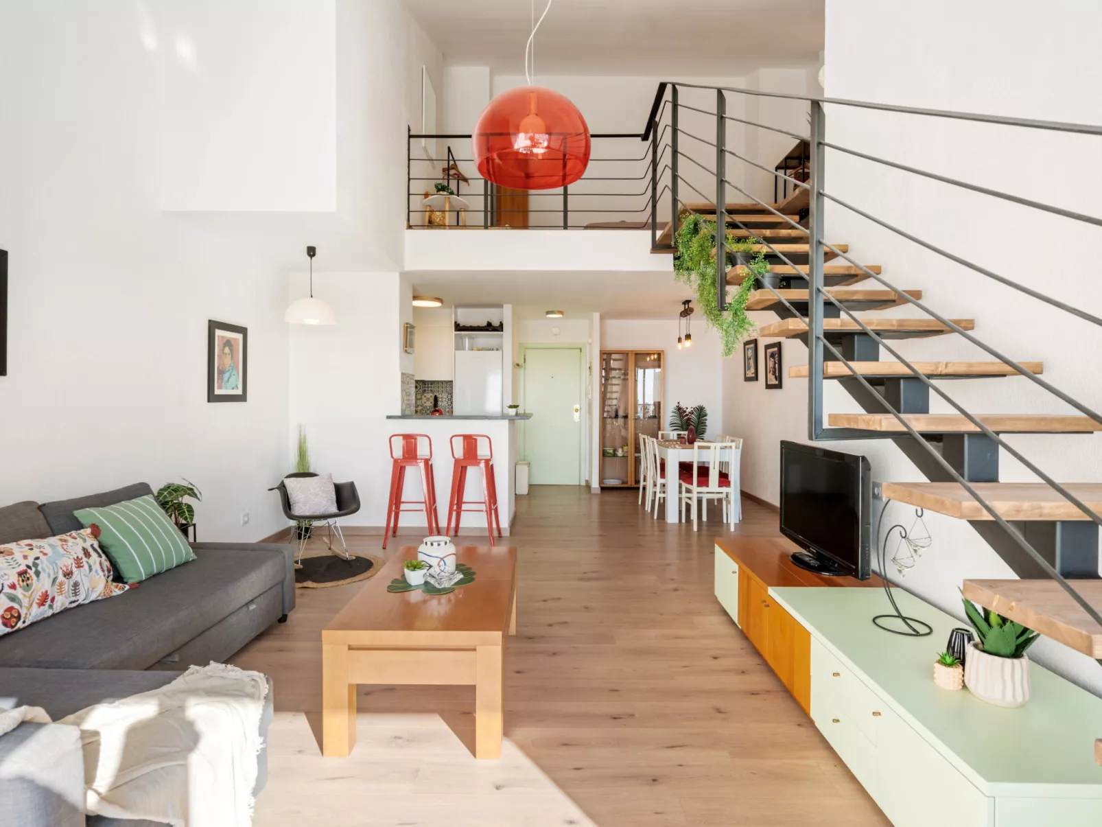 WELCS APARTAMENTO 216 EMP Frente con Terraza - Inside