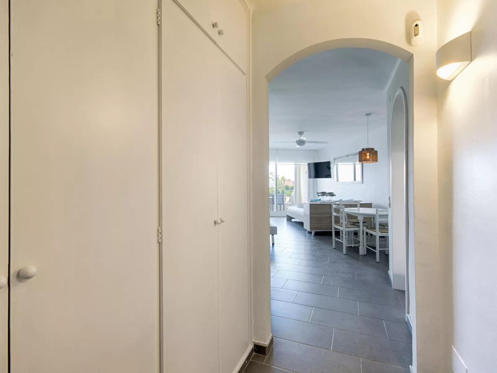 WELCS ESTUDIO PRECIOSO 049 EMP Frente al mar - Drinnen