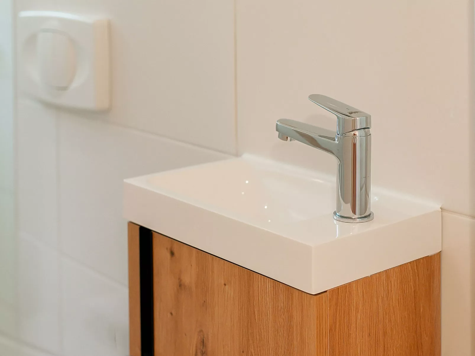 WELCS APARTAMENTO 263 EMP con vistas al canal - Drinnen