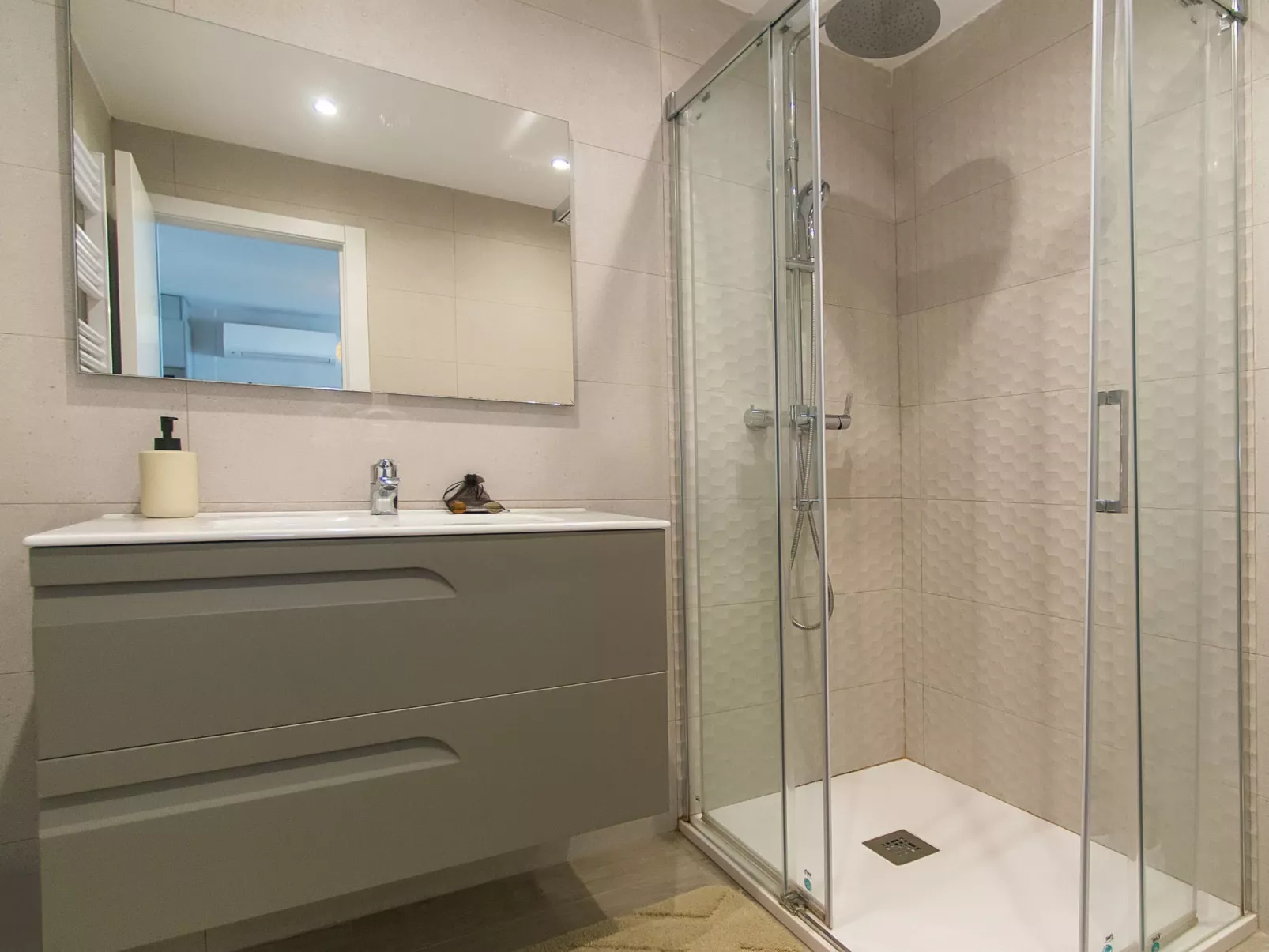 WELCS APARTAMENTO 234 EMP con una gran terraza - Dedans