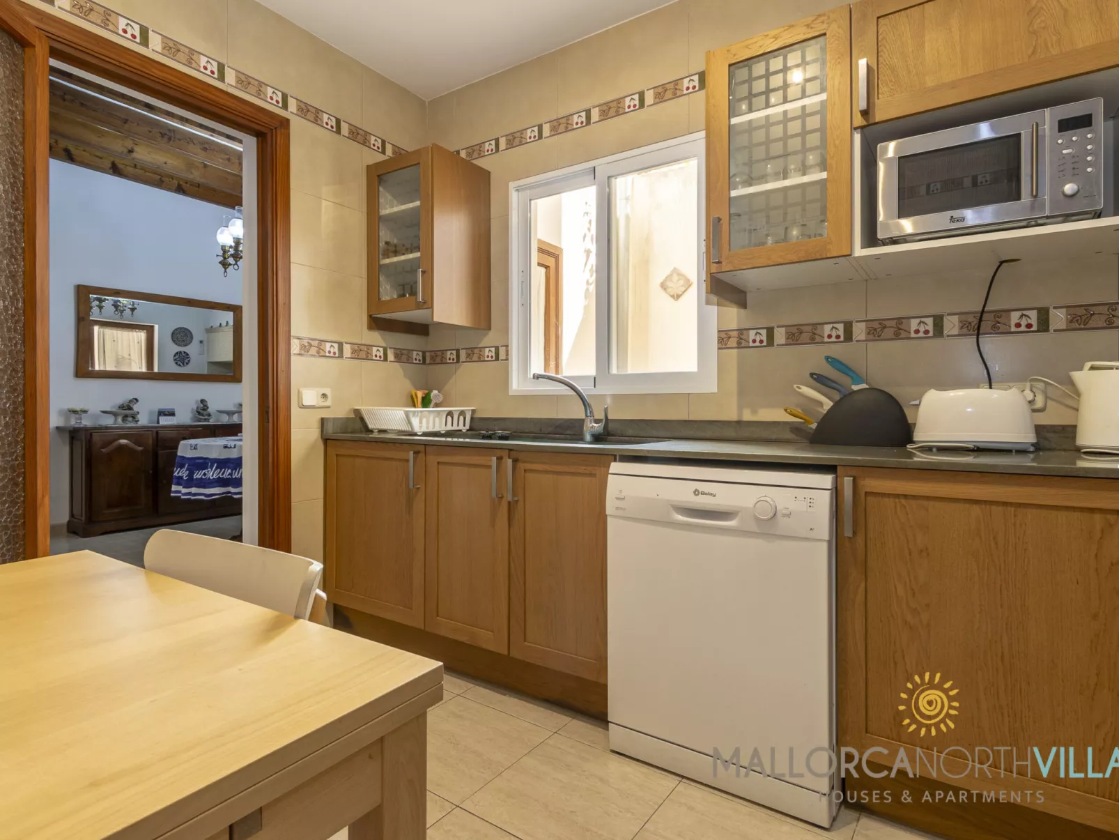 Casa Guillermo: Bonita Casa de Pueblo en Pollensa - Drinnen
