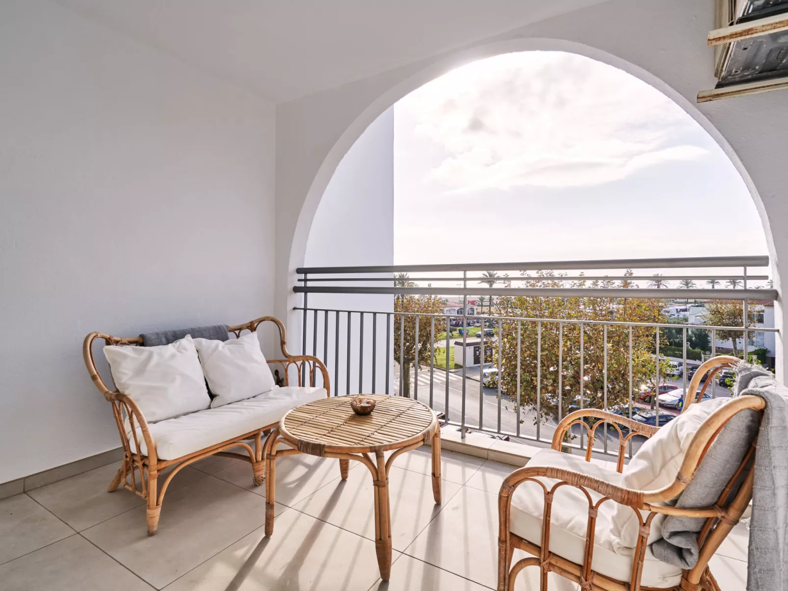 WELCS DUPLEX 026 EMP frente al canal y vistas - Drinnen