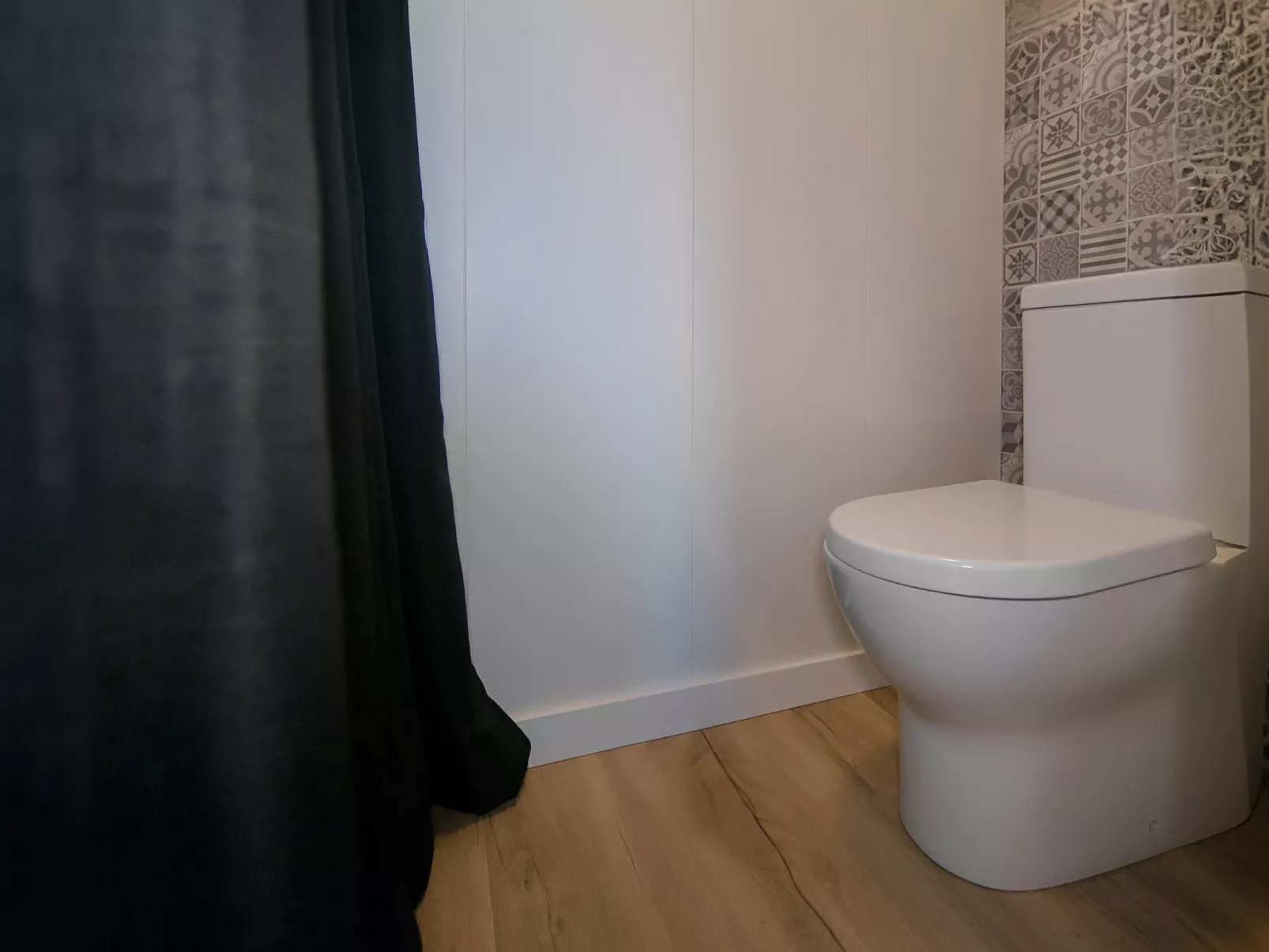 WELCS APARTAMENTO 224 EMP con TERRAZA - Drinnen