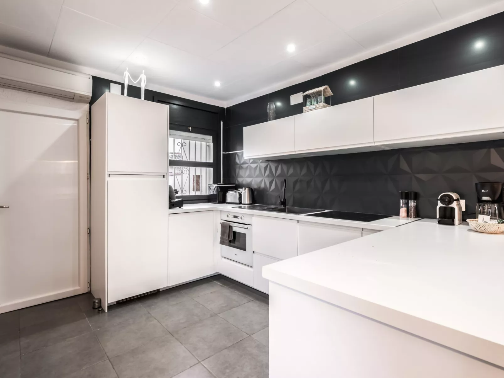 WELCS VILLA 022 EMP La Morgana con piscina priva - Inside