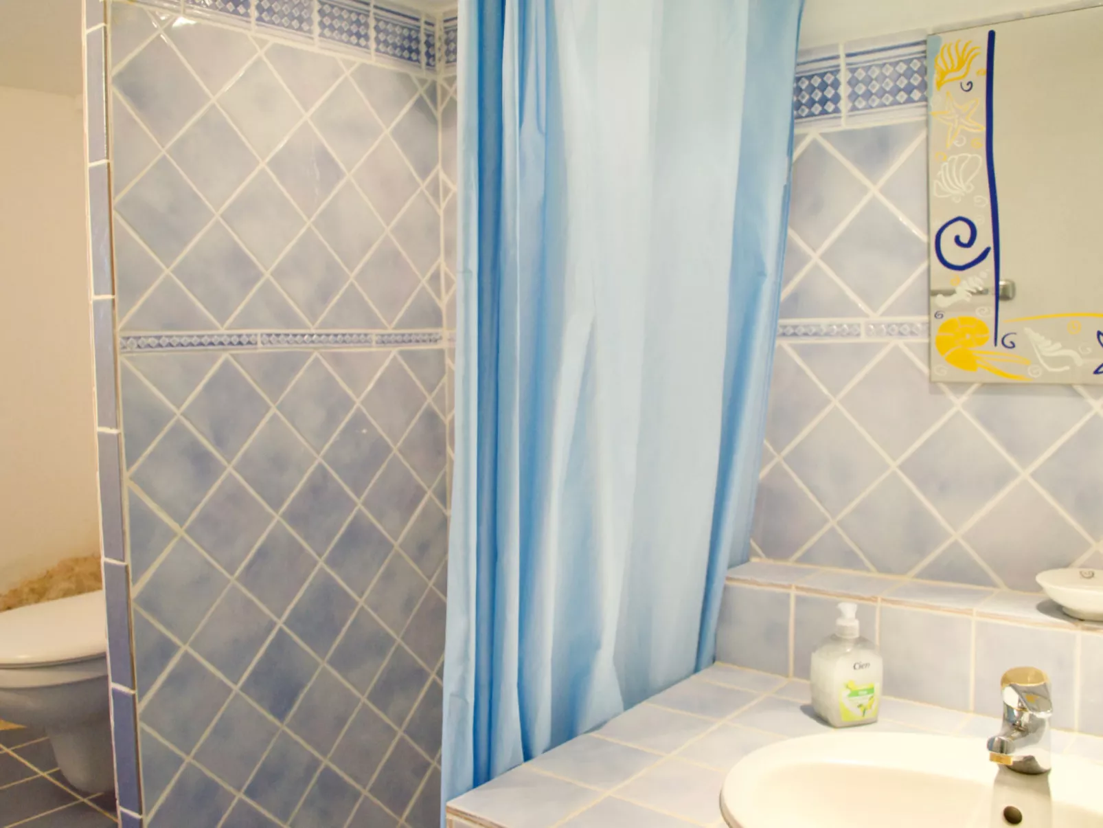 MAISON PERCHEE - Drinnen