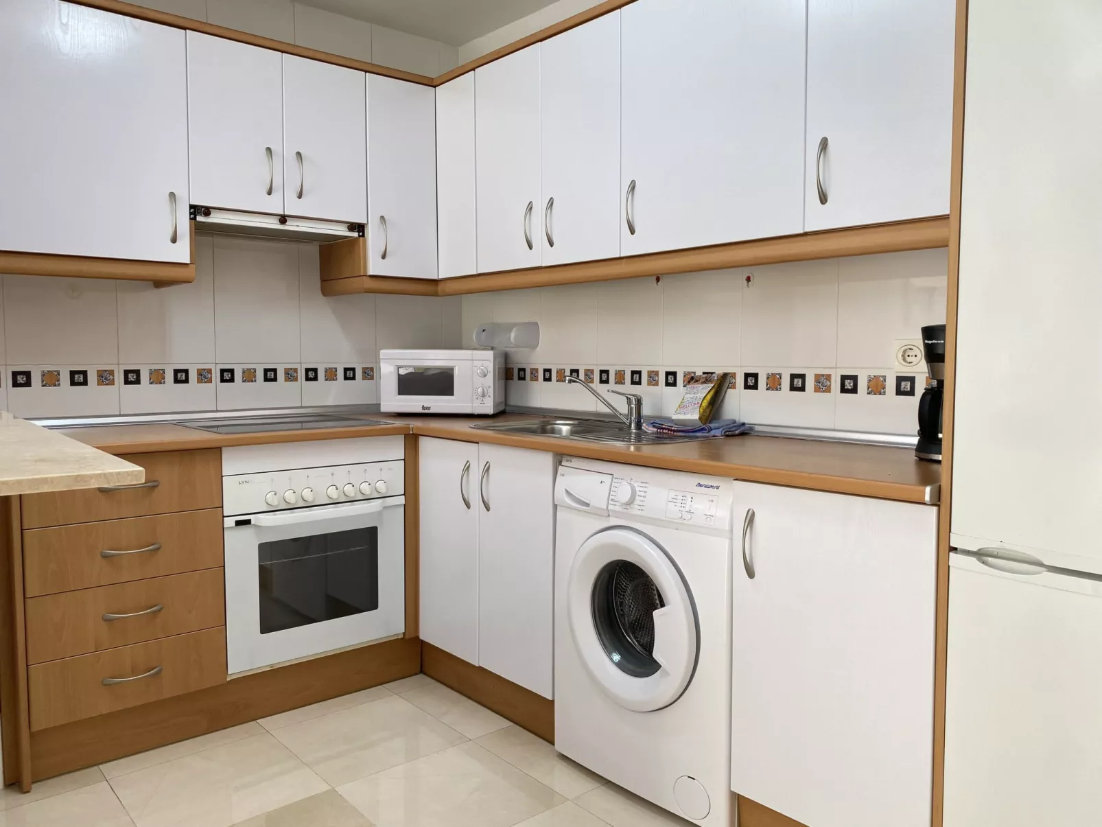 Triton Urban Apartment by Casasol - Inside