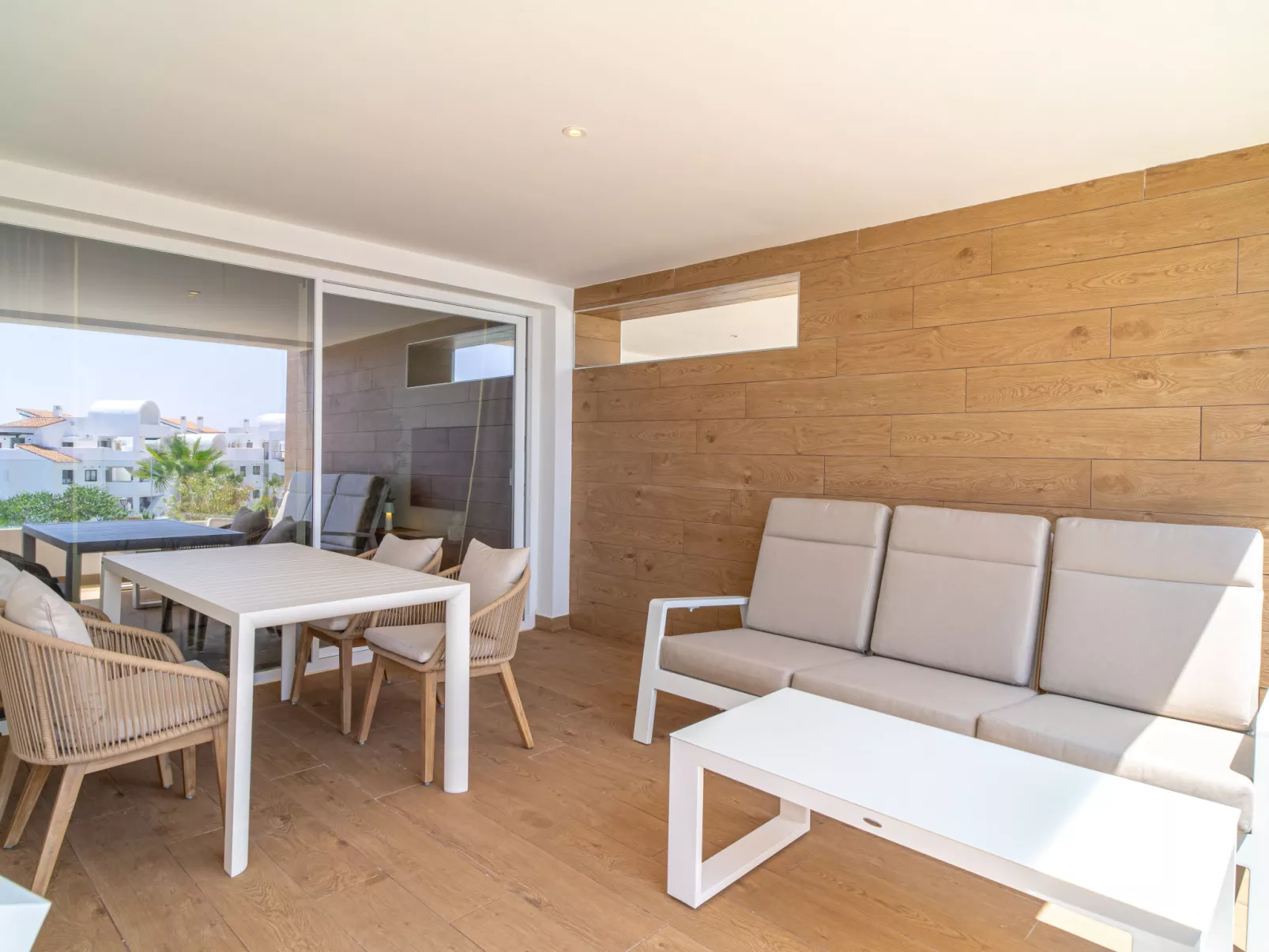 Luxury Premium Isea 1122 by Casasol - Drinnen