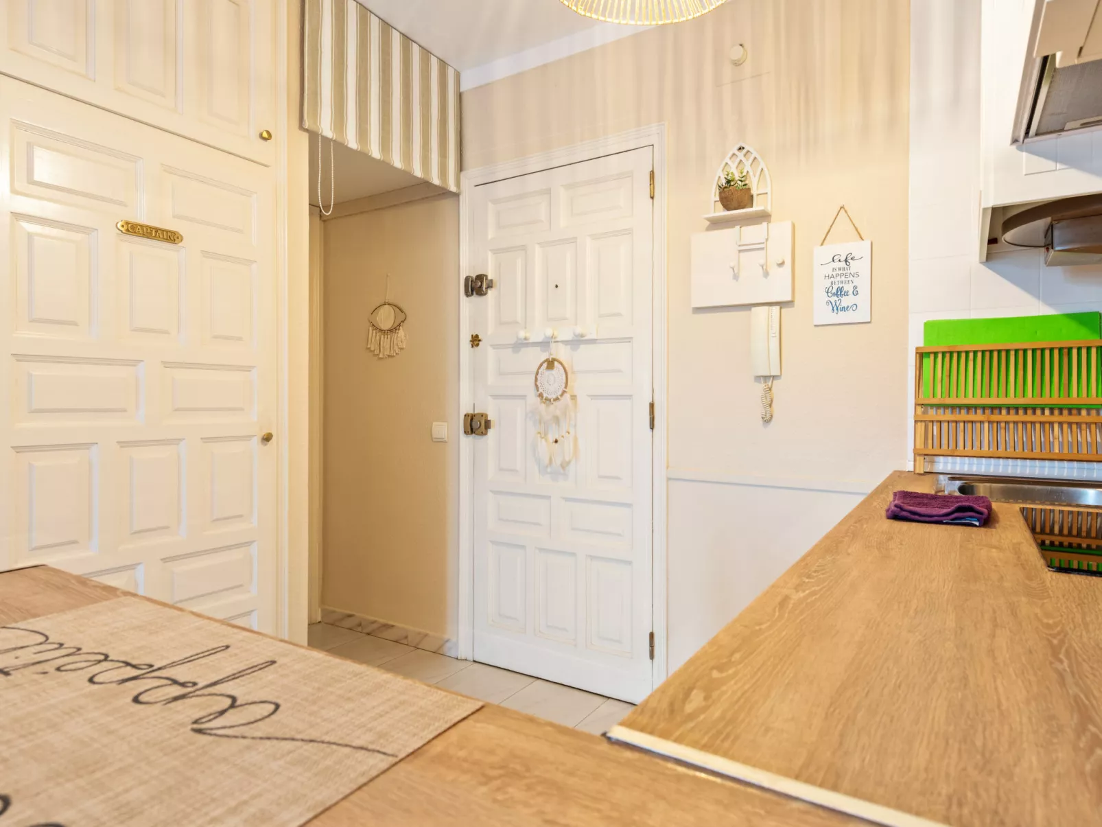 WELCS APARTAMENTO 055 EMP con terraza y vistas - Inside