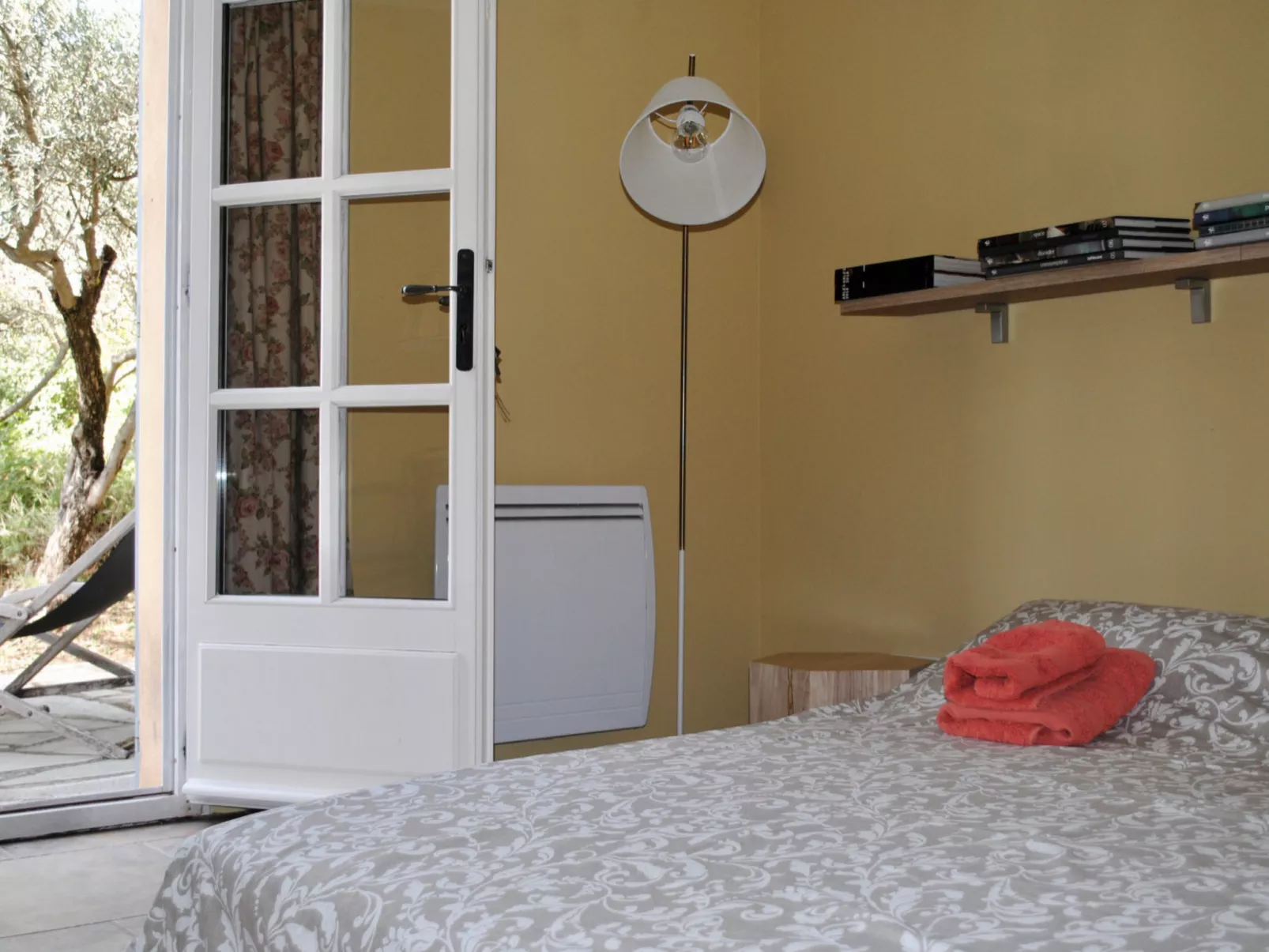 ARTS & FLORES - Dedans